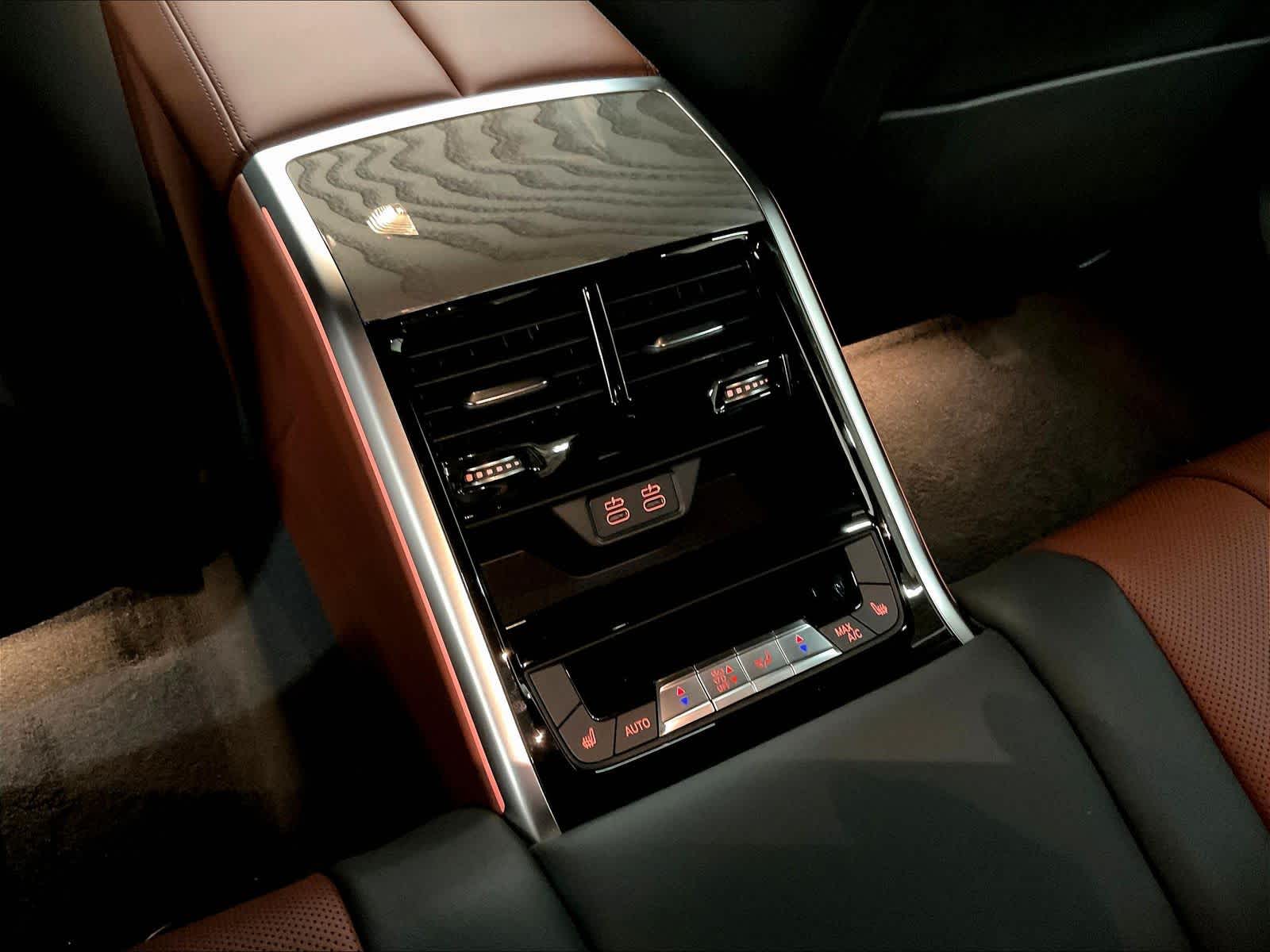 2026 BMW 8 Series 840i - Photo 16