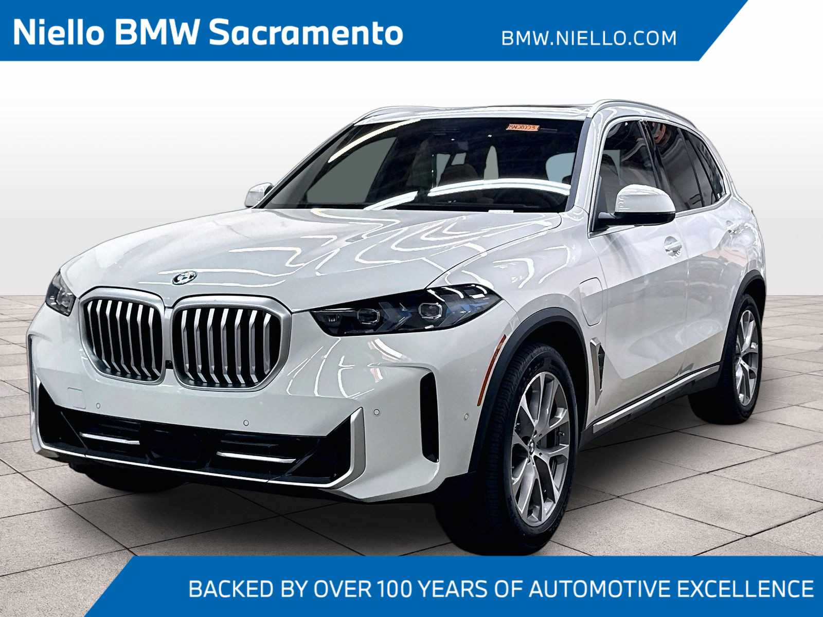 2026 BMW X5 xDrive50e's photo