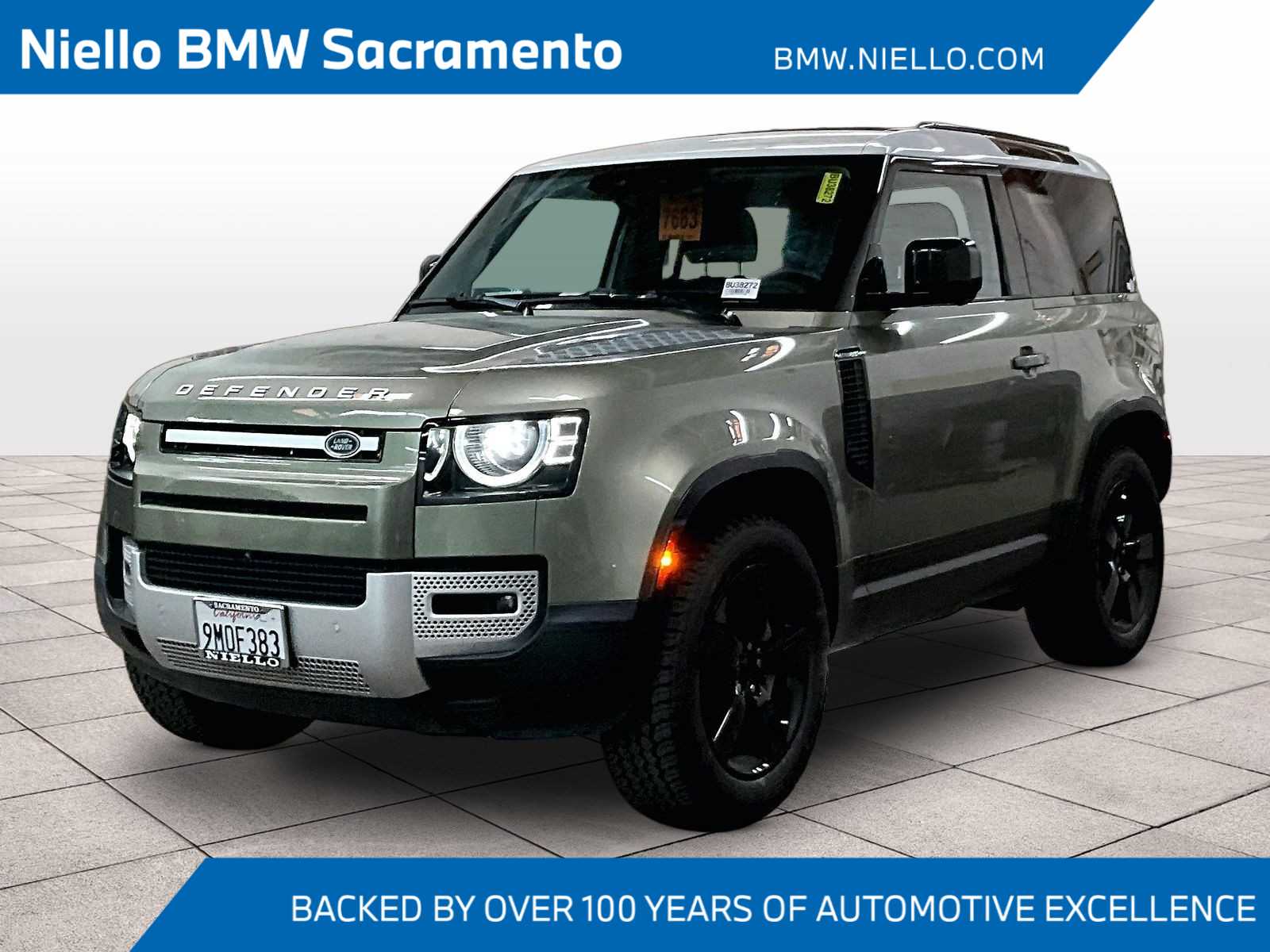 2021 Land Rover Defender First Edition's photo