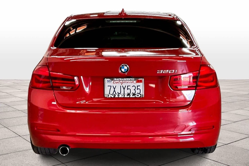 Used 2016 BMW 3 Series 320i Sdn RWD