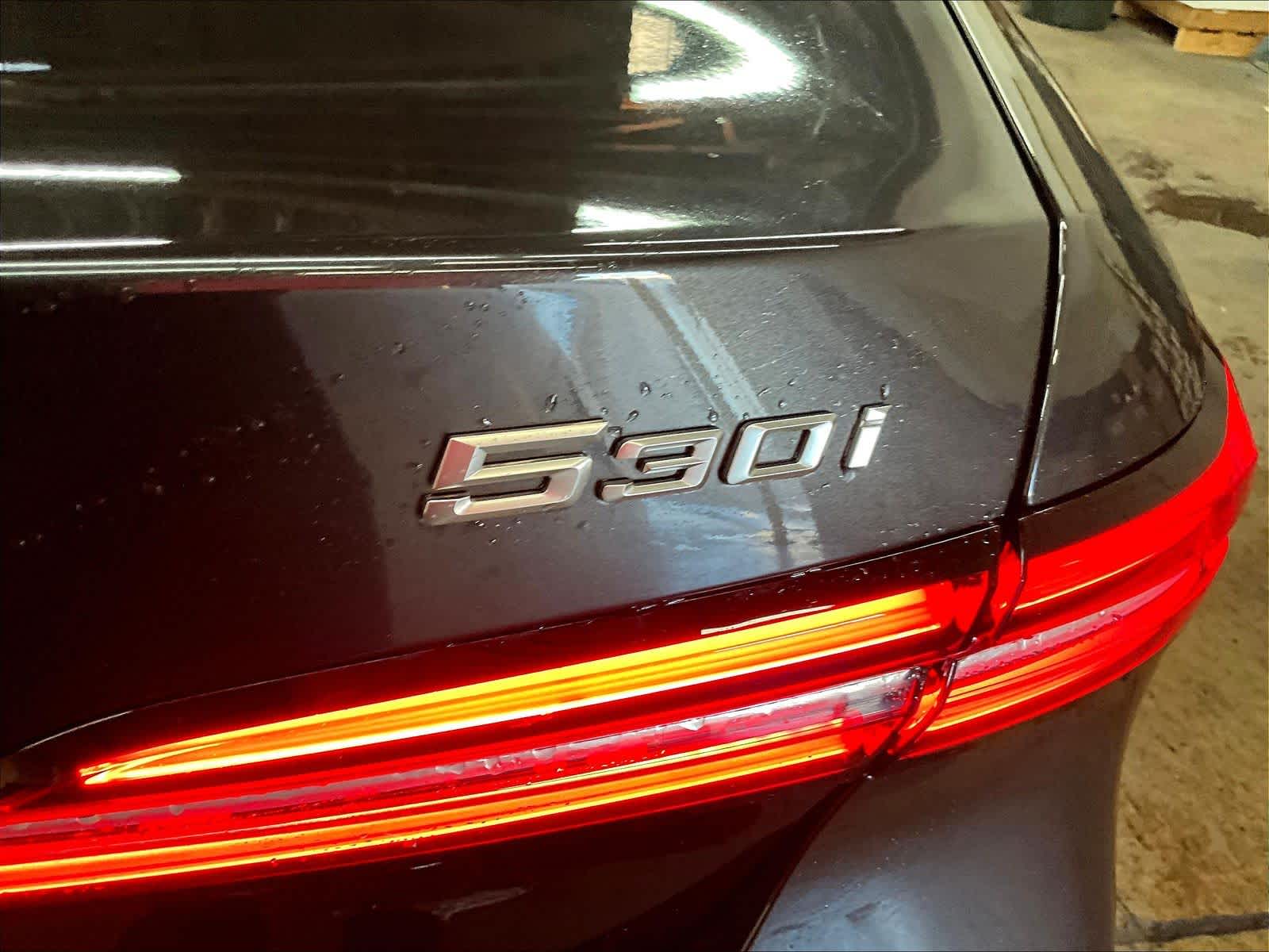 2026 BMW 530i 530i photo 3