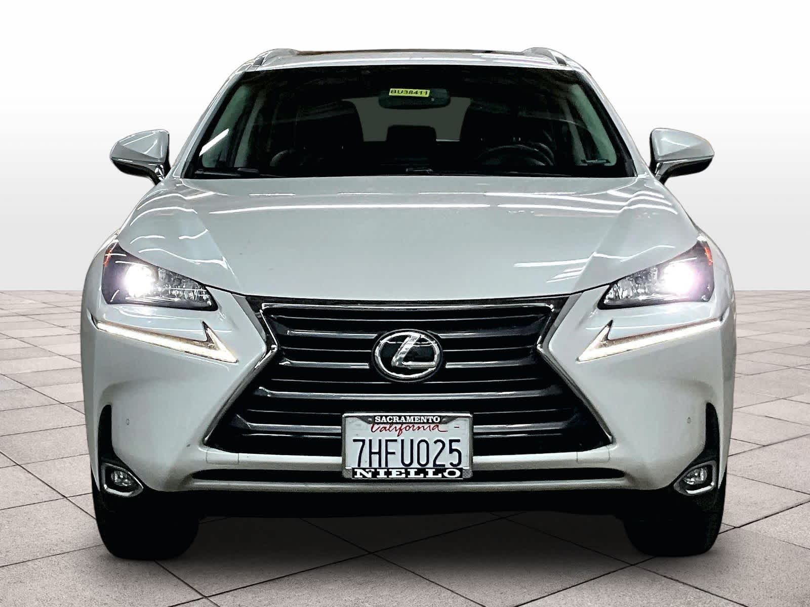 2015 LEXUS NX 200t photo 2