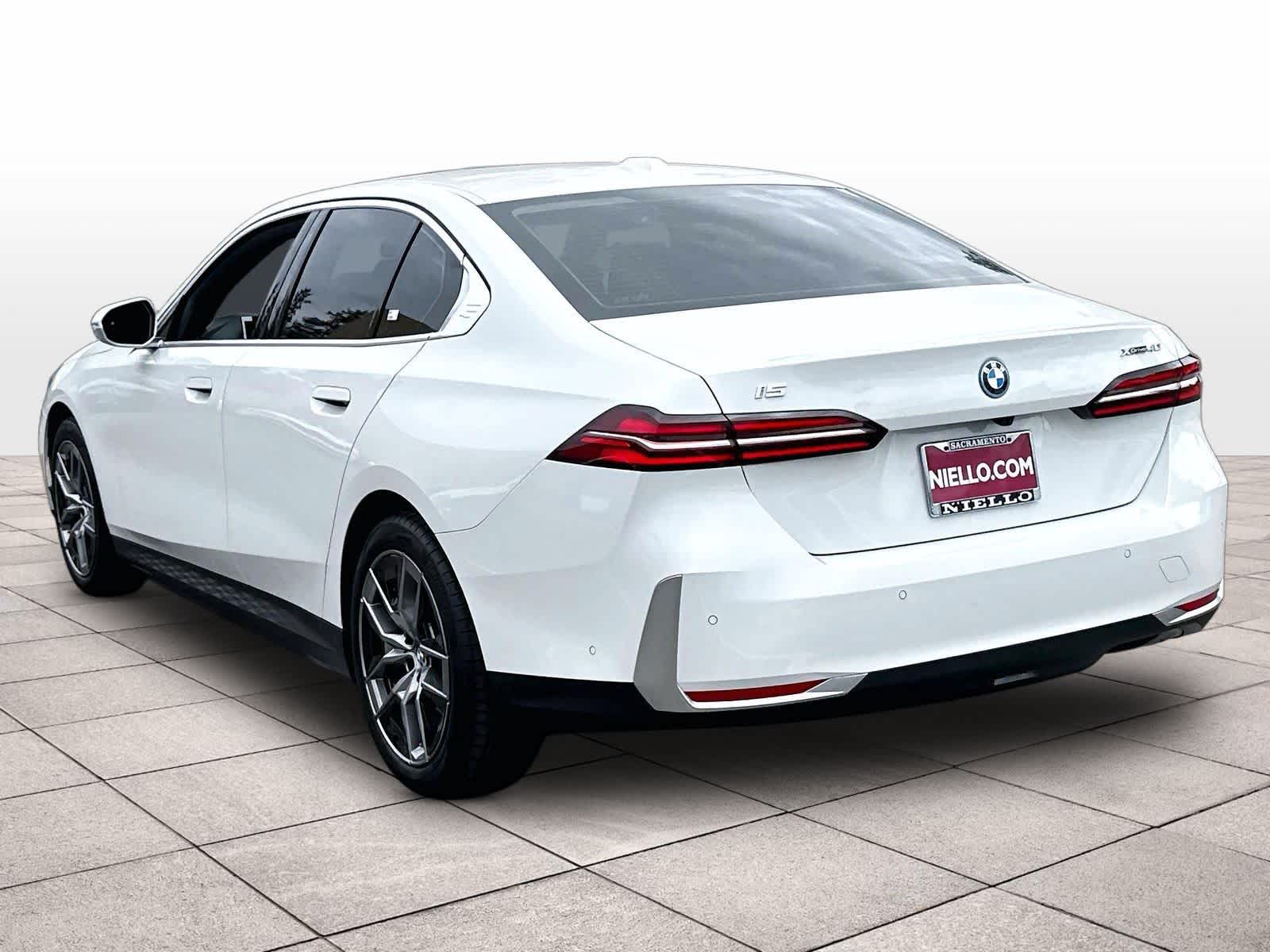 2026 BMW i5 40 - Photo 3