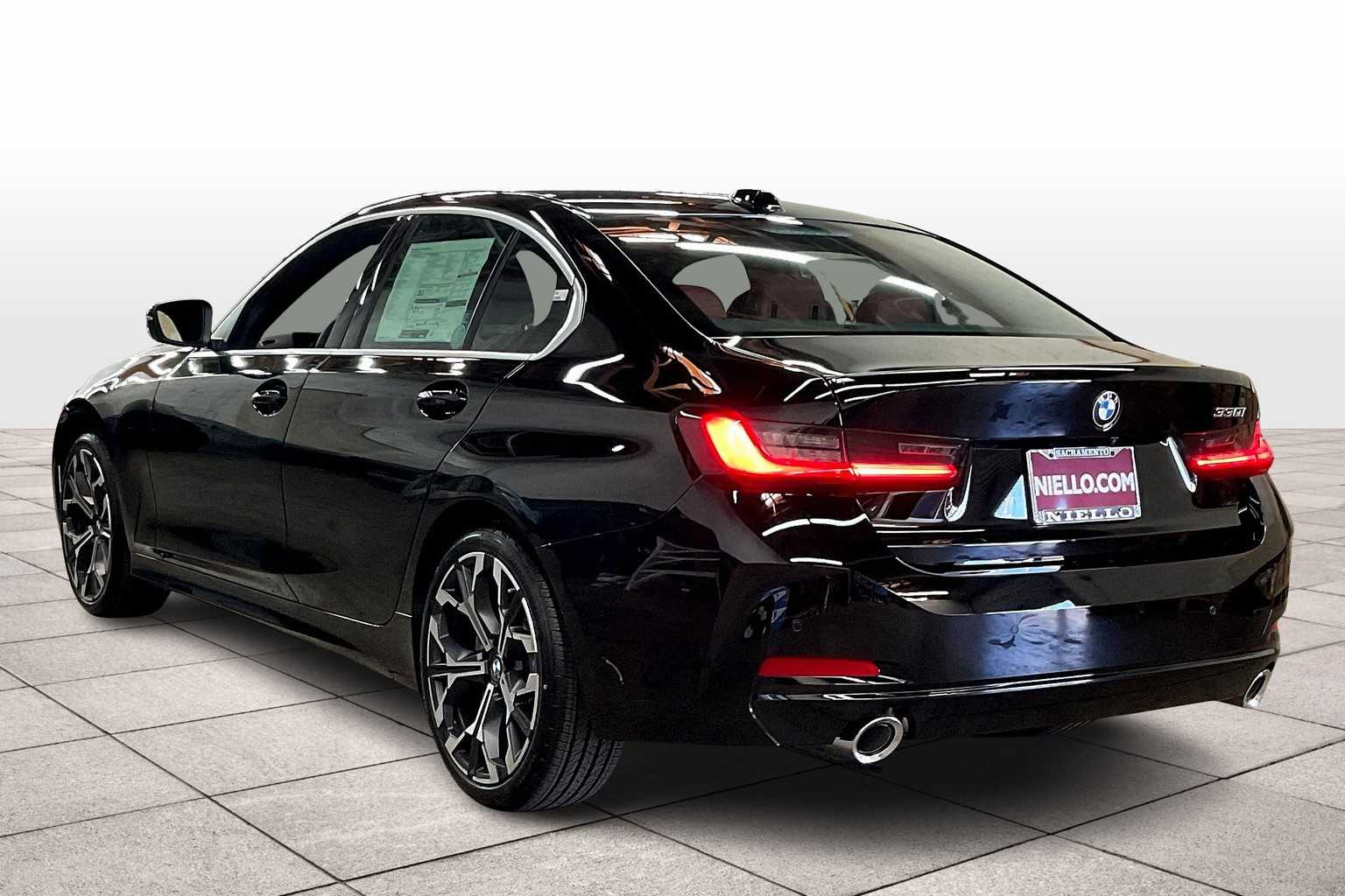 2025 Bmw 330i Sedan photo 3