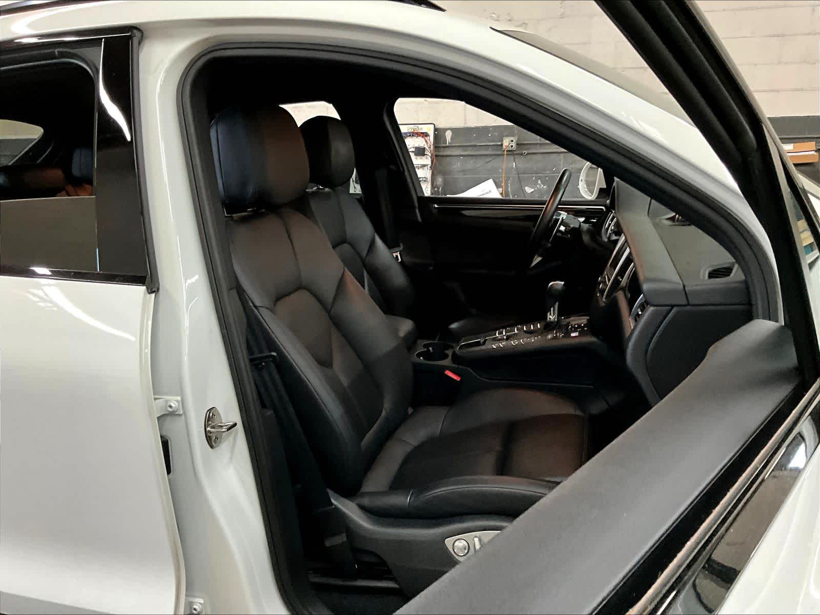 2016 Porsche Macan S photo 6
