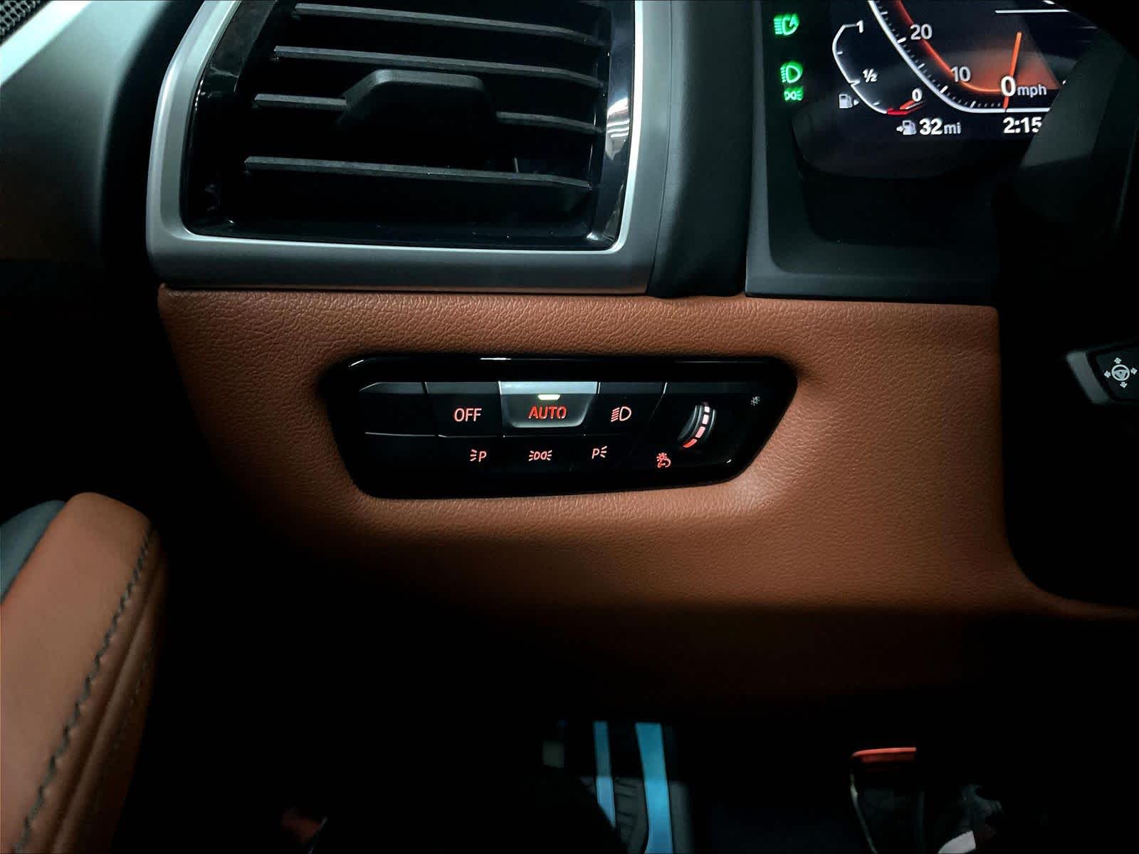 2026 BMW 8 Series 840i - Photo 22