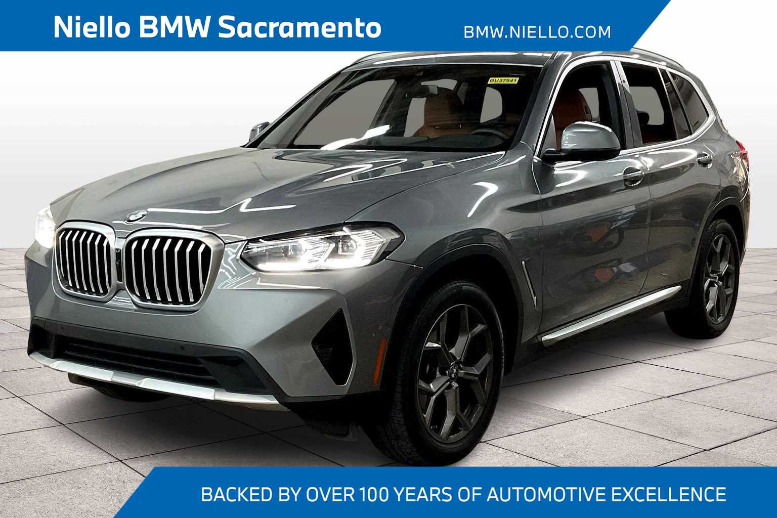 2023 BMW X3 30i's photo