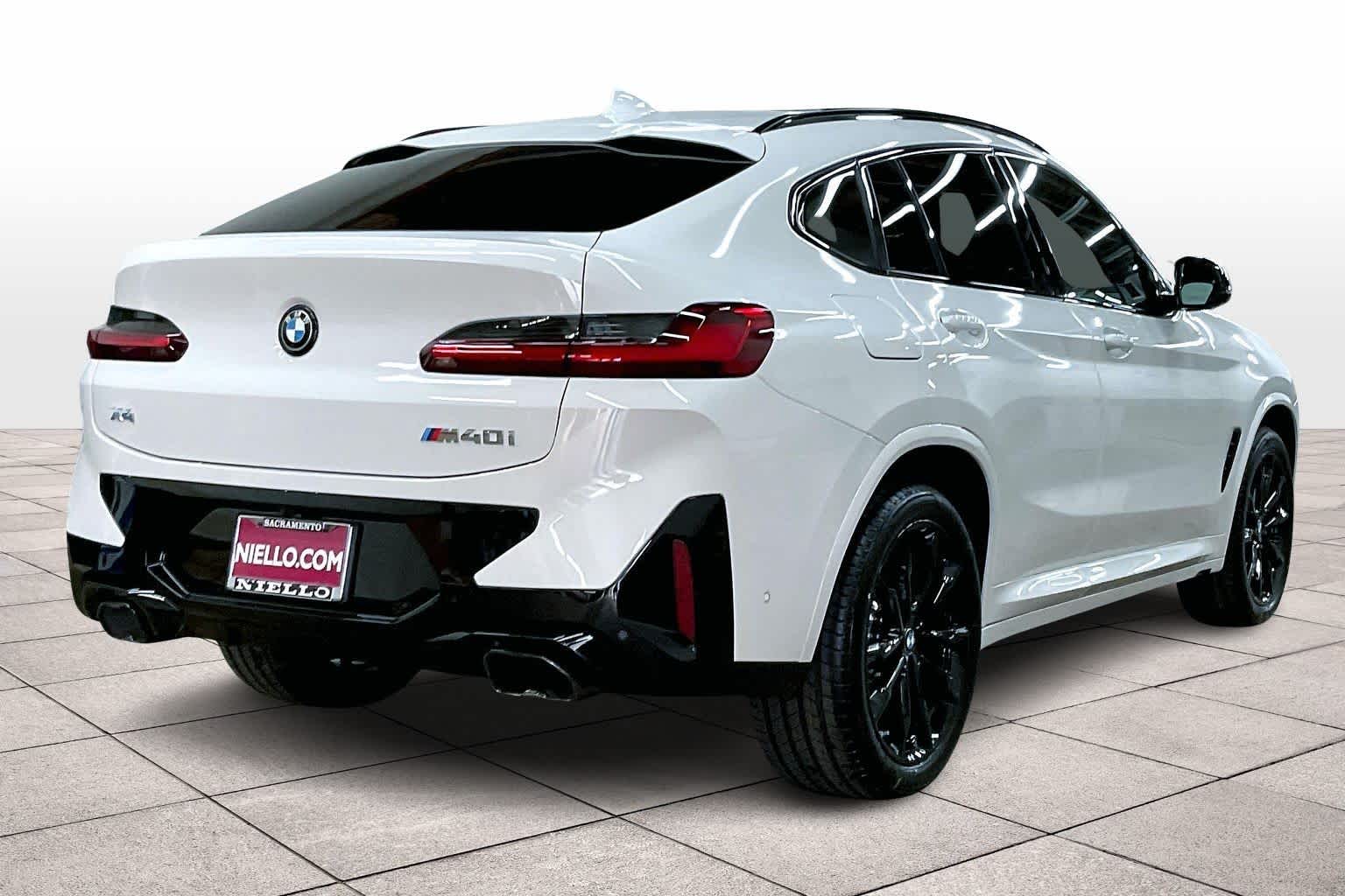 2025 Bmw X4 M40i photo 3