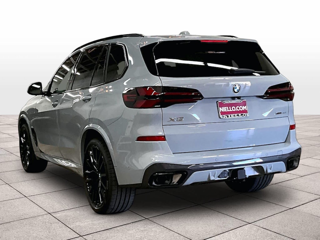 New 2026 BMW X5 xDrive40i xDrive40i Sports Activity Vehicle