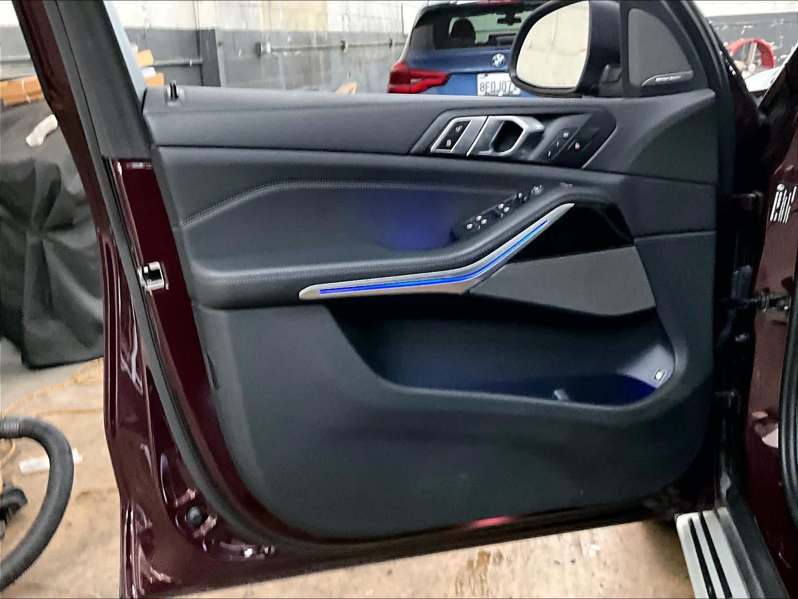 2025 BMW X5 50e - Photo 22