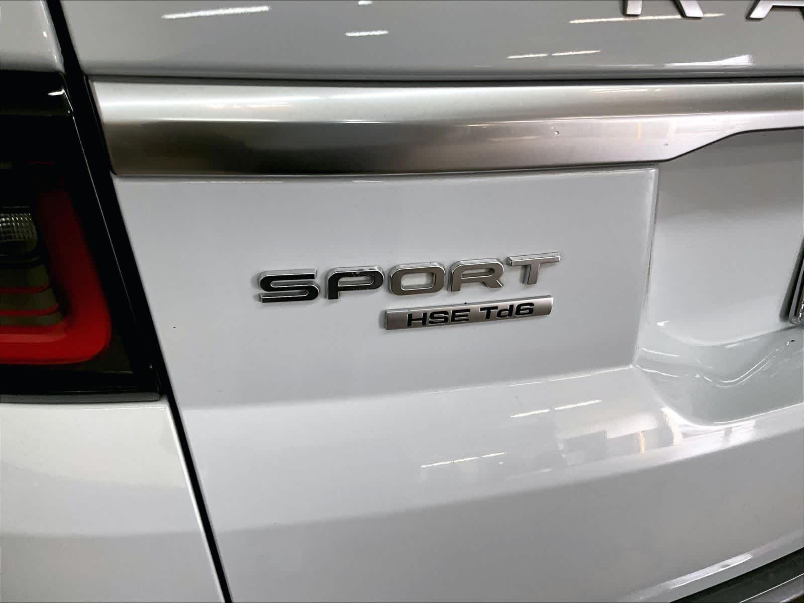 2019 Land Rover Range Rover Sport HSE photo 3