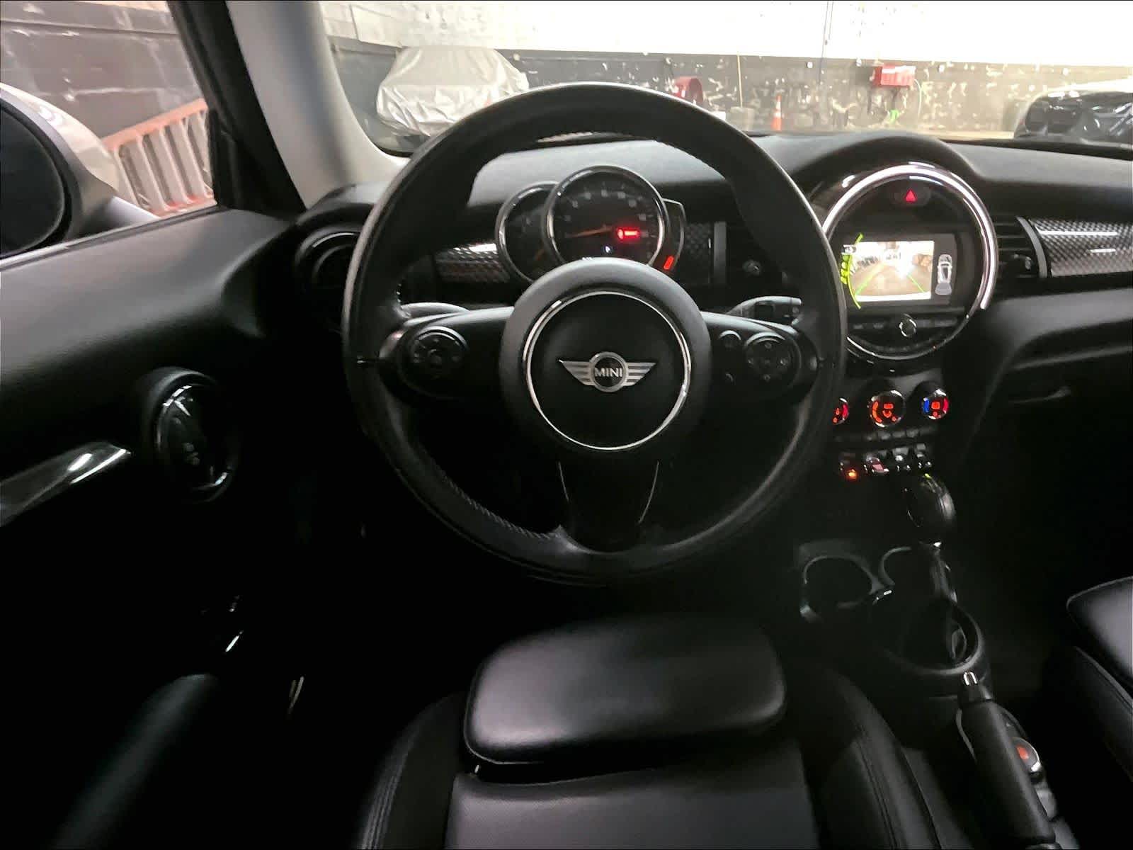 2018 MINI Hardtop 2 Door Cooper S photo 4