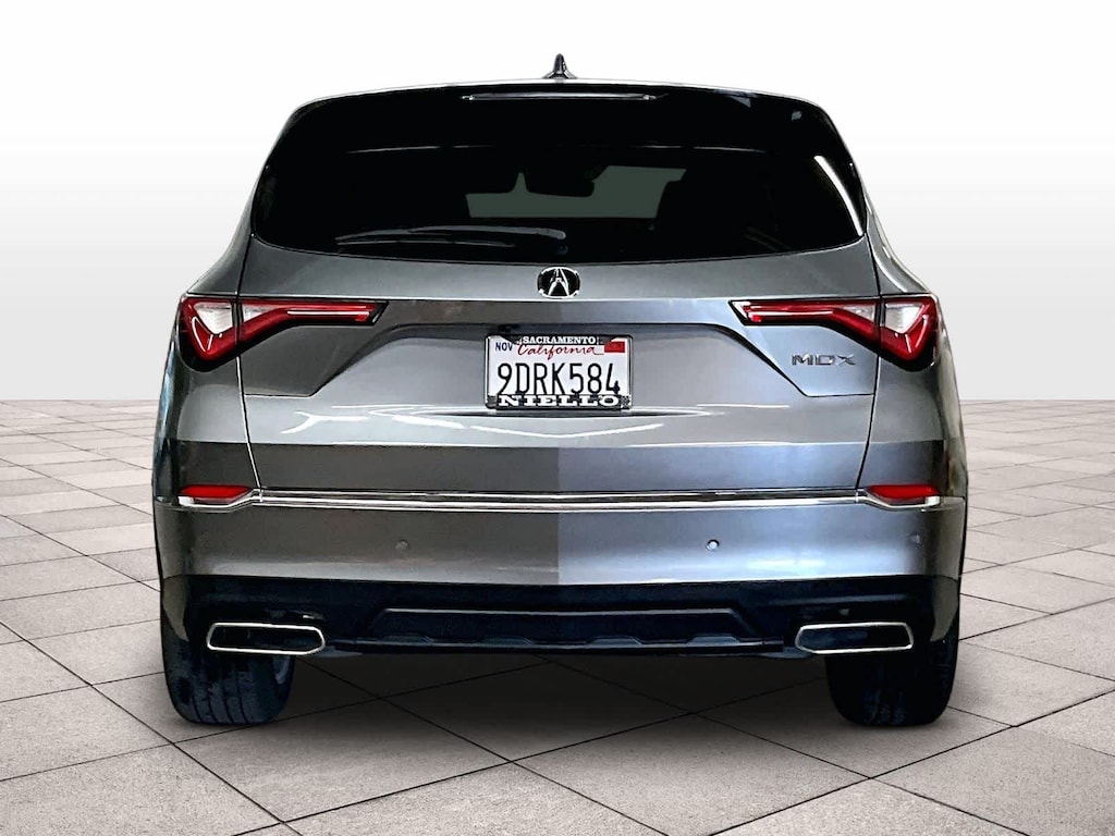 Used 2023 Acura MDX w/Technology Package FWD