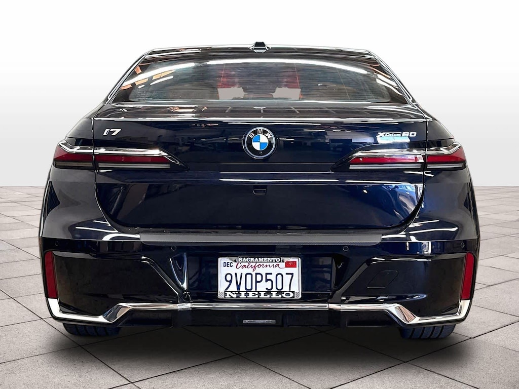 Used 2024 BMW i7 xDrive60 Sedan