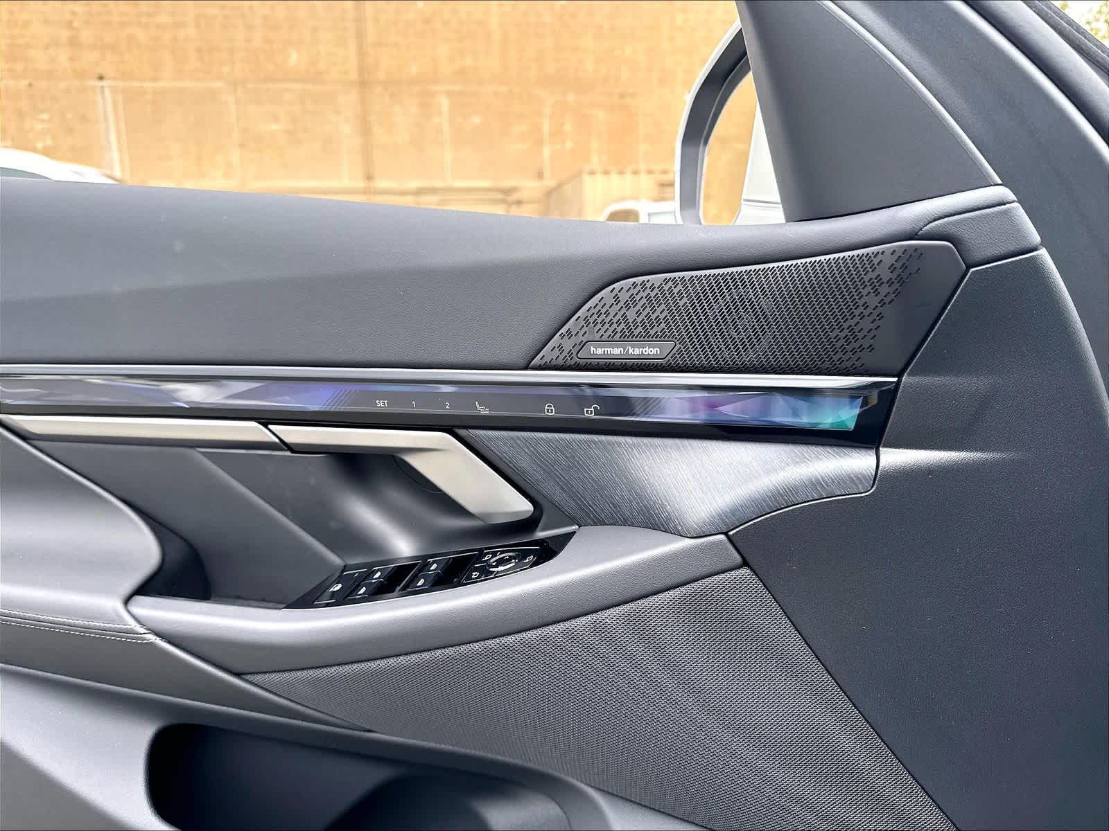 2026 BMW i5 40 - Photo 21