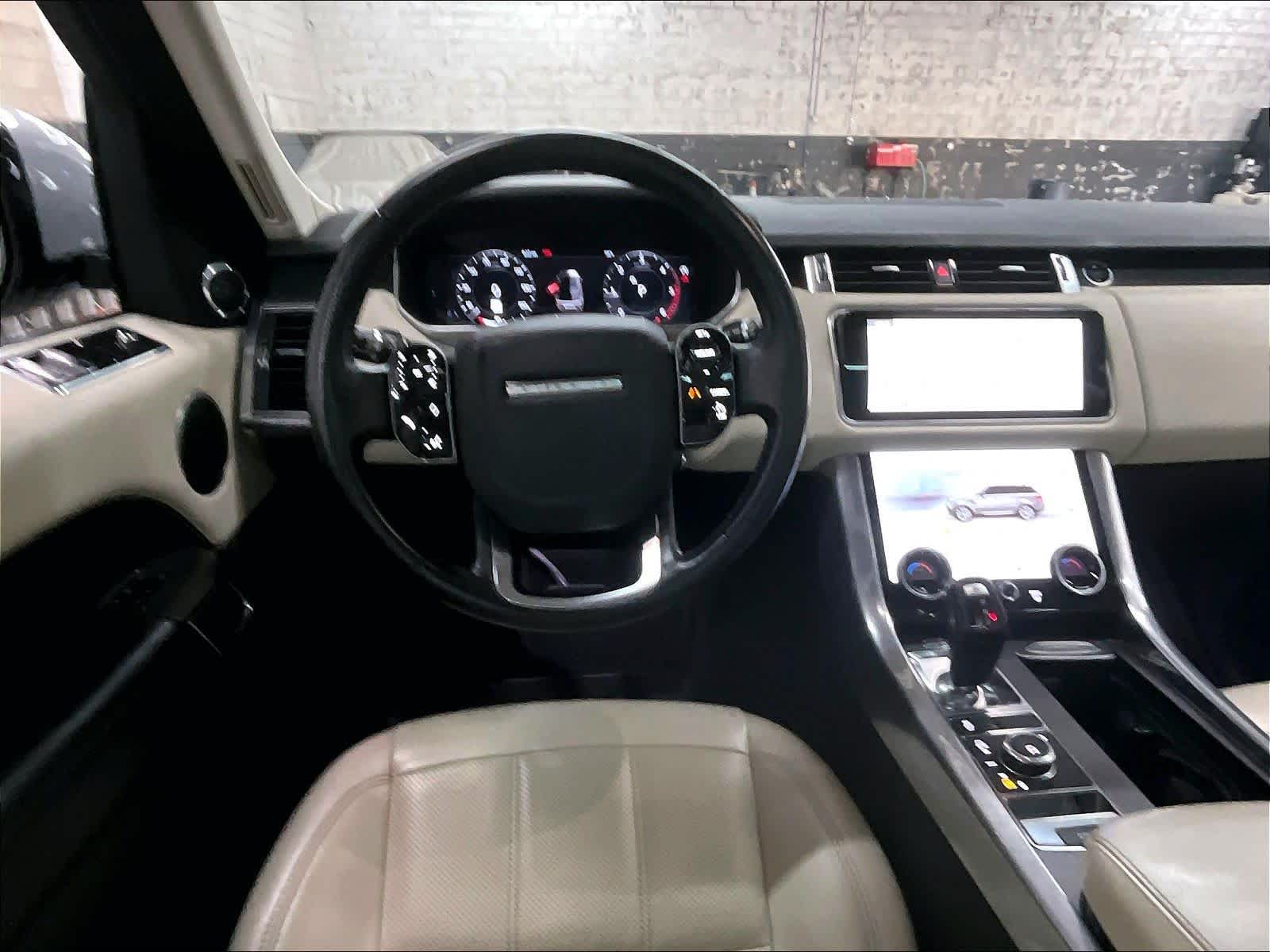 2019 Land Rover Range Rover Sport HSE photo 4