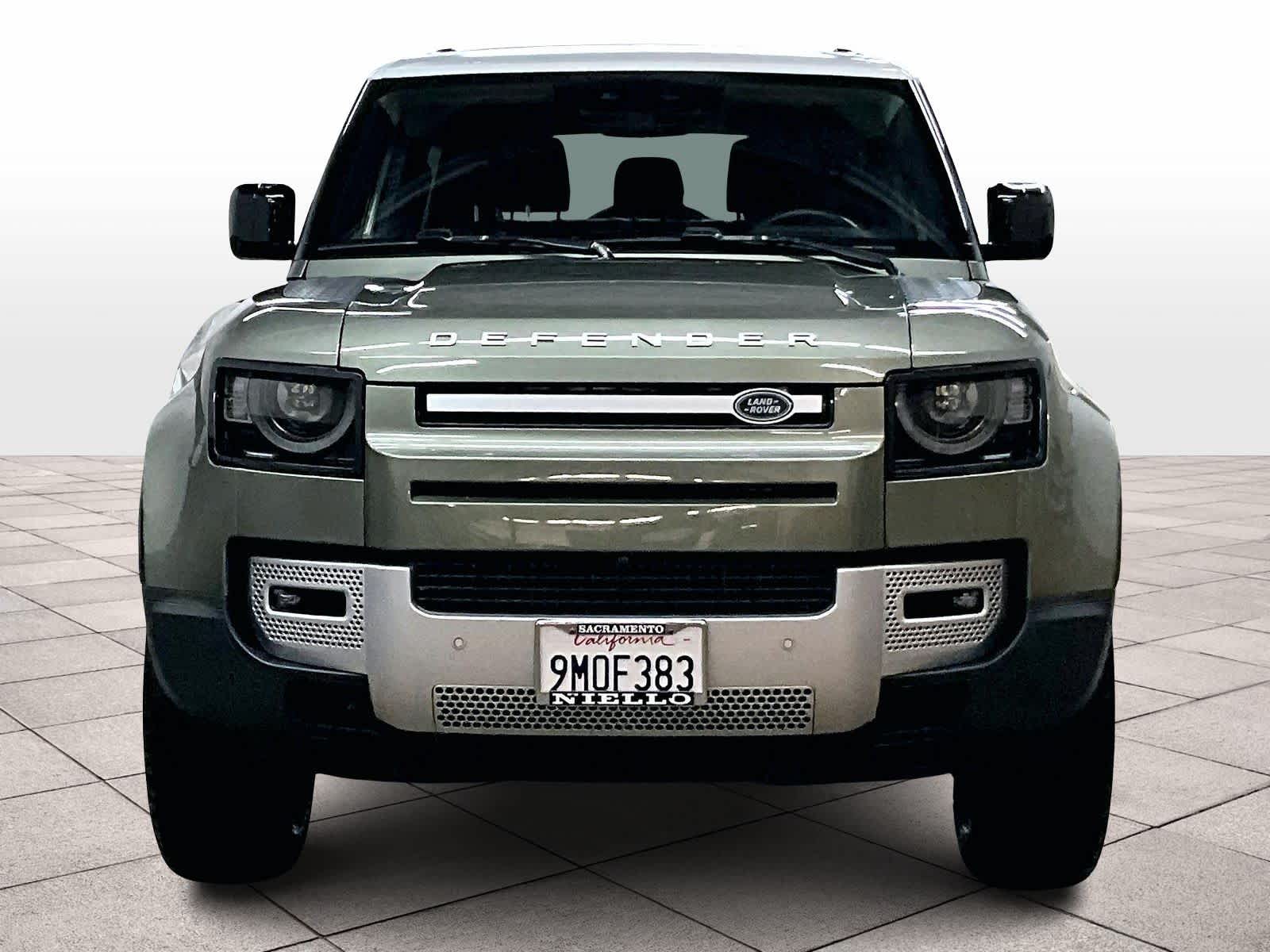 2021 Land Rover Defender First Edition photo 2