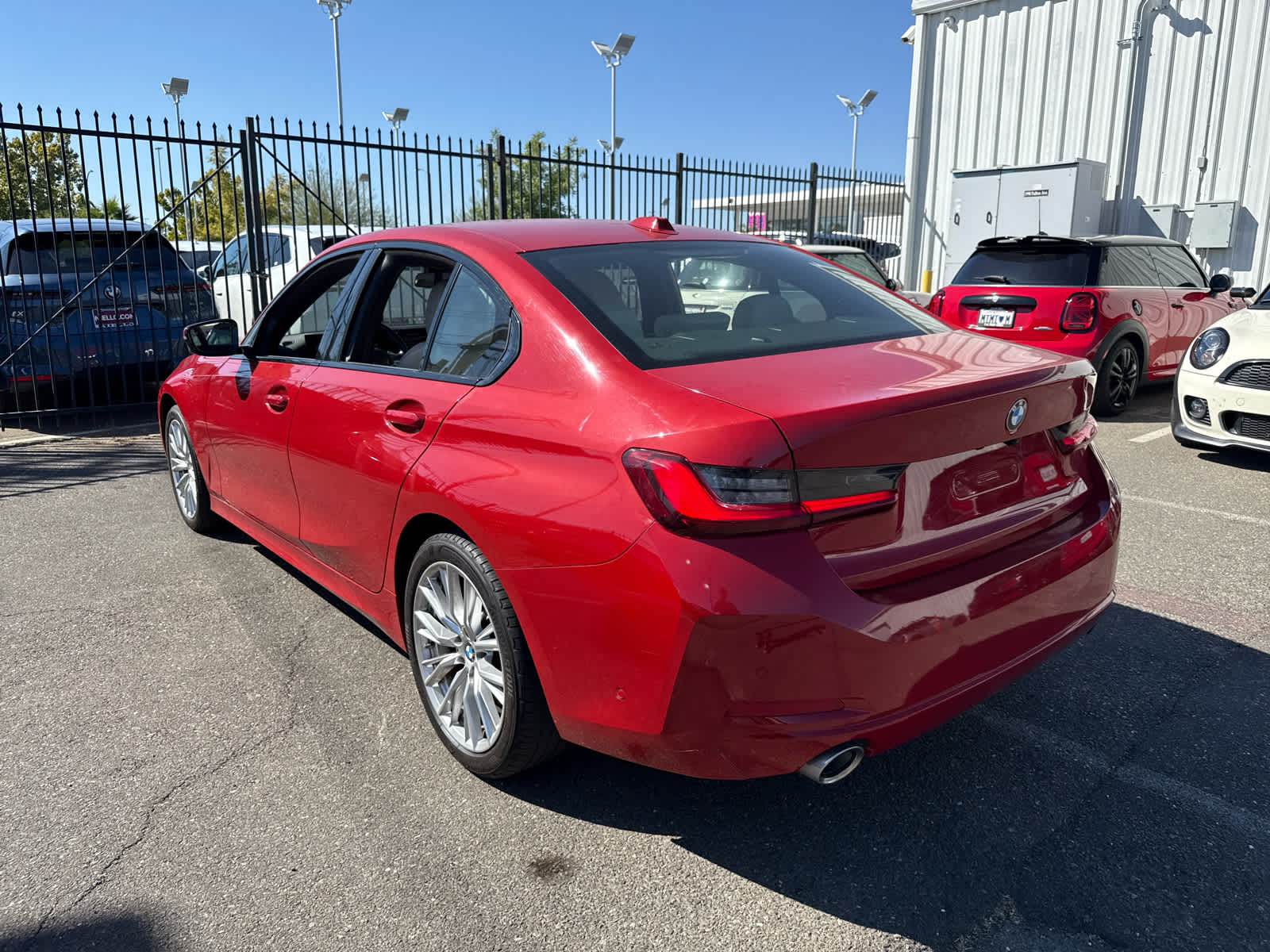 2023 Bmw 330i photo 3