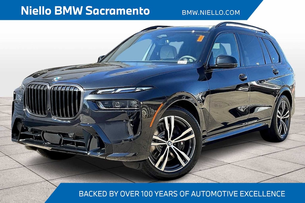 New 2026 BMW X7 xDrive40i Sports Activity Vehicle