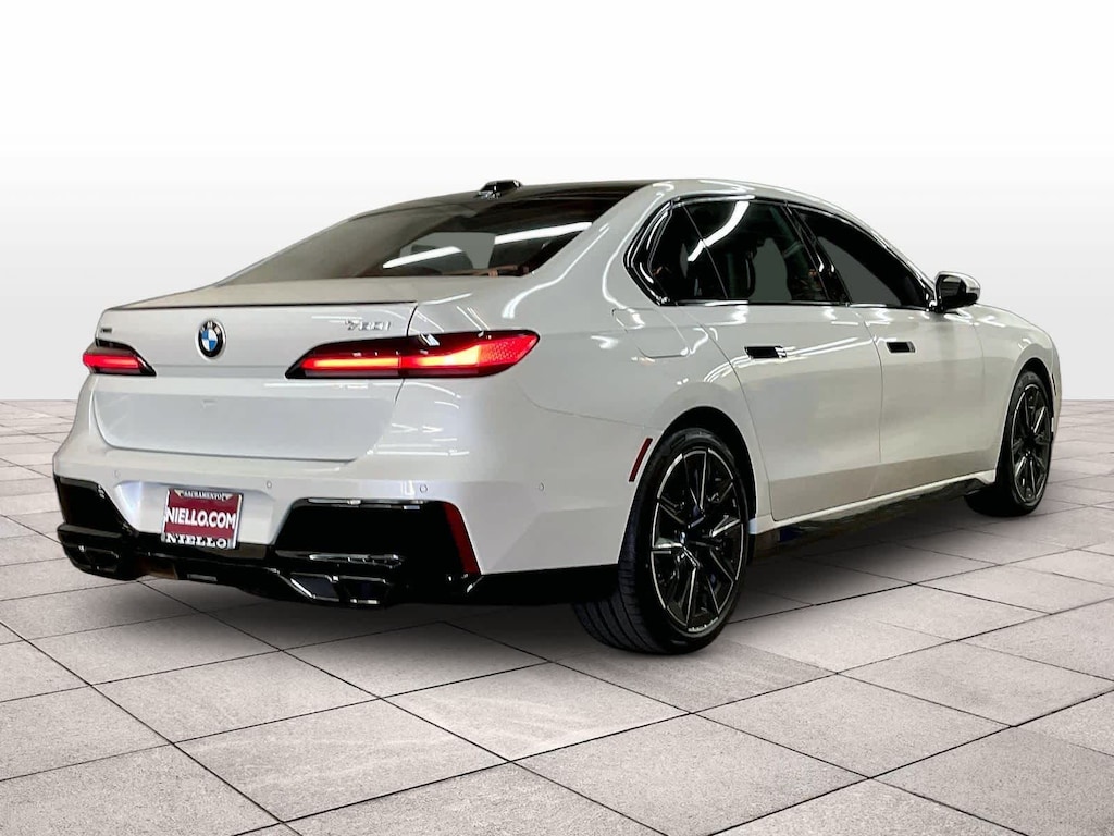 New 2025 BMW 760i xDrive 760i xDrive Sedan