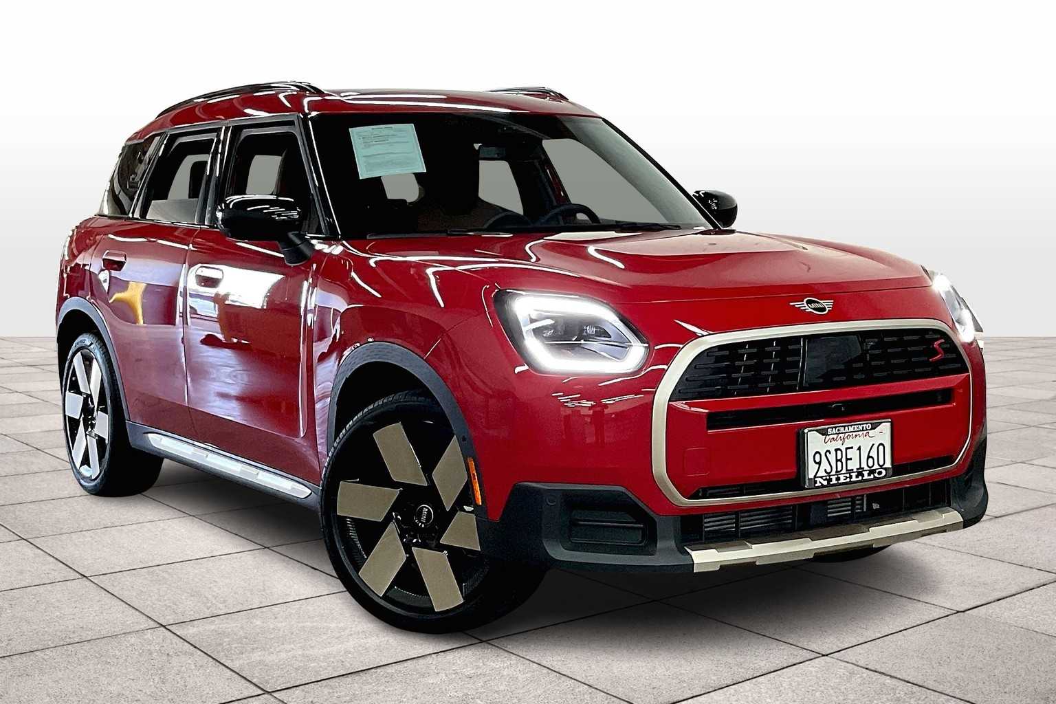 2025 Mini Countryman S ALL4 photo 2