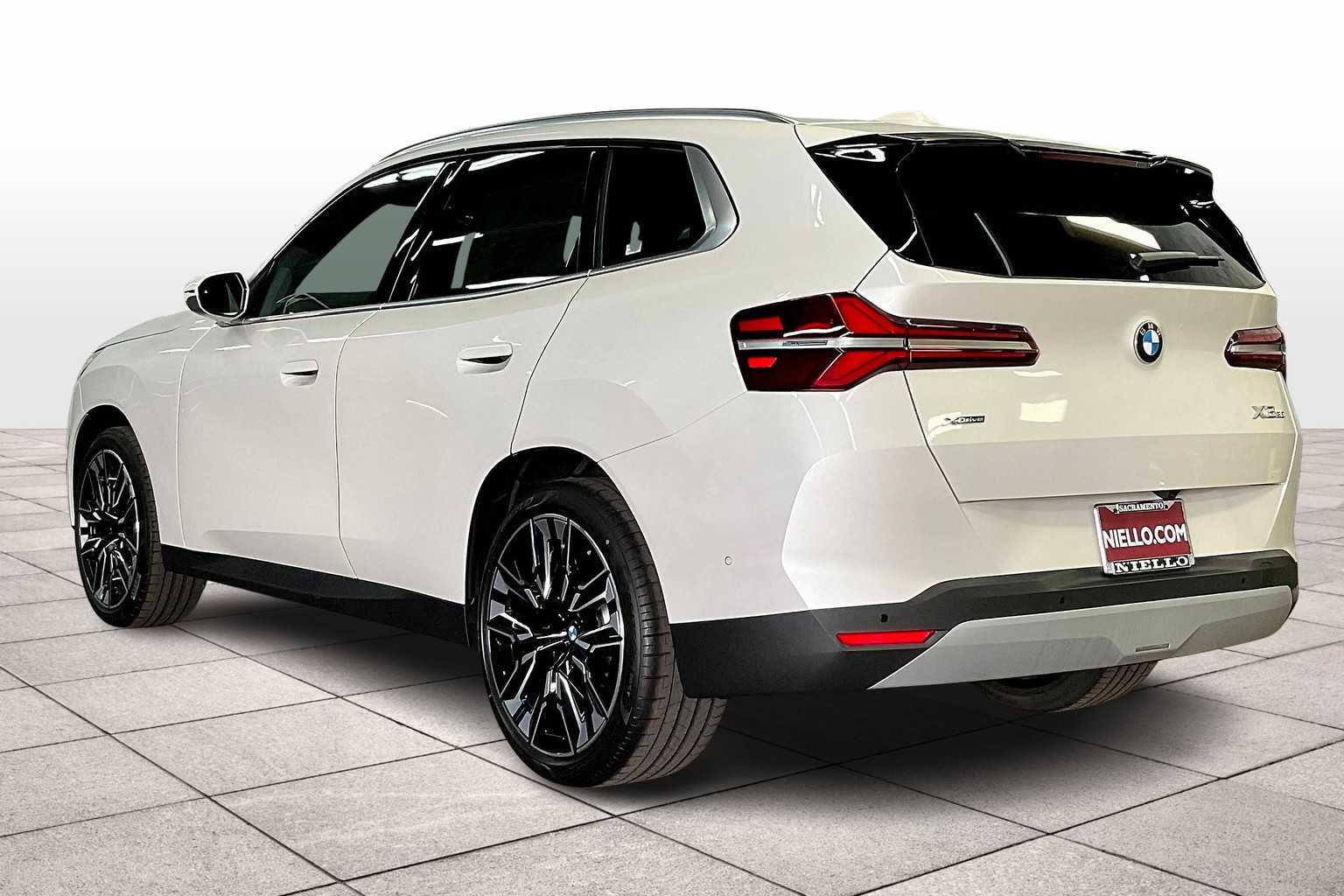 2026 Bmw X3 photo 3