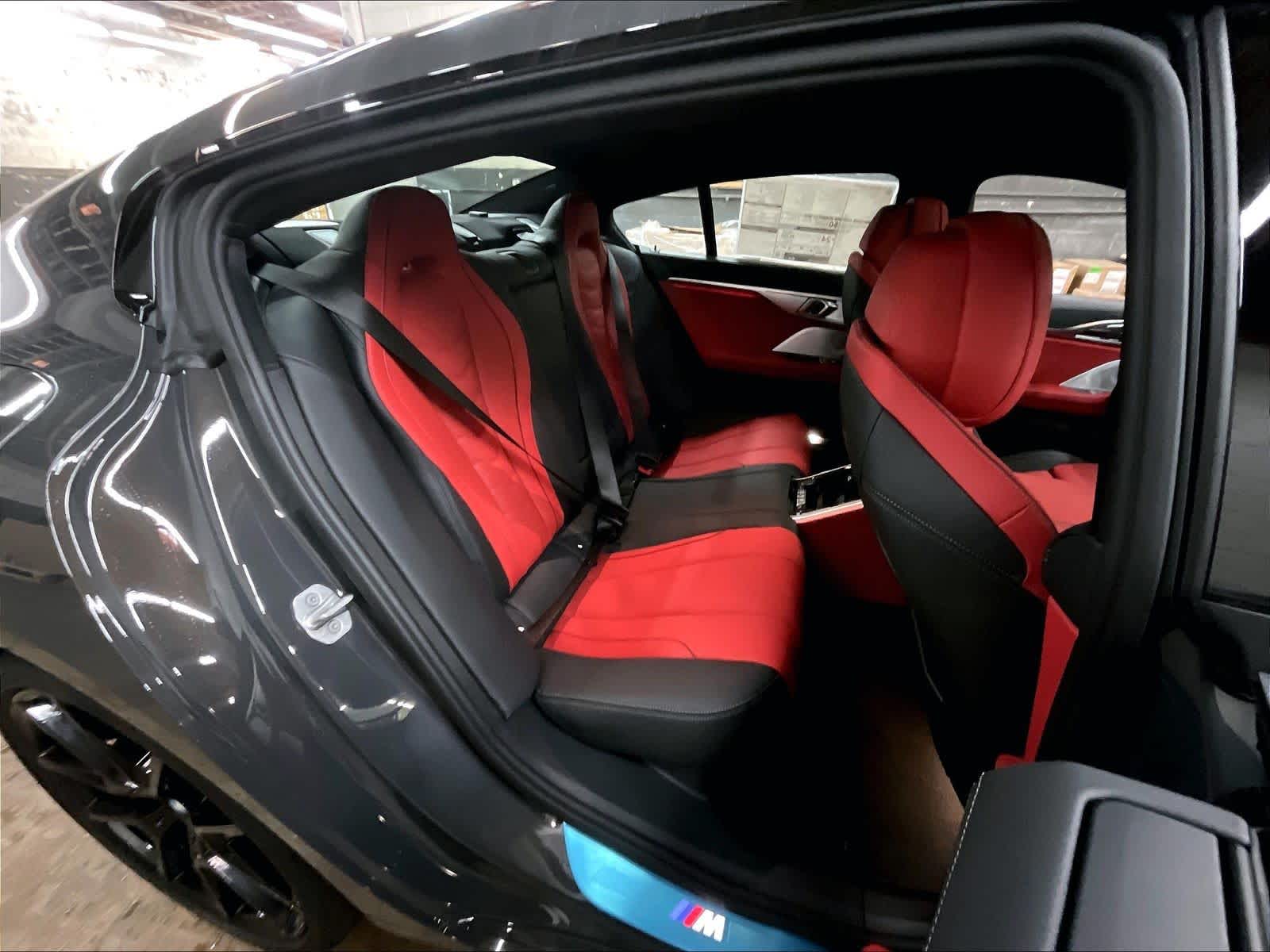2026 BMW 8 Series 840i - Photo 25