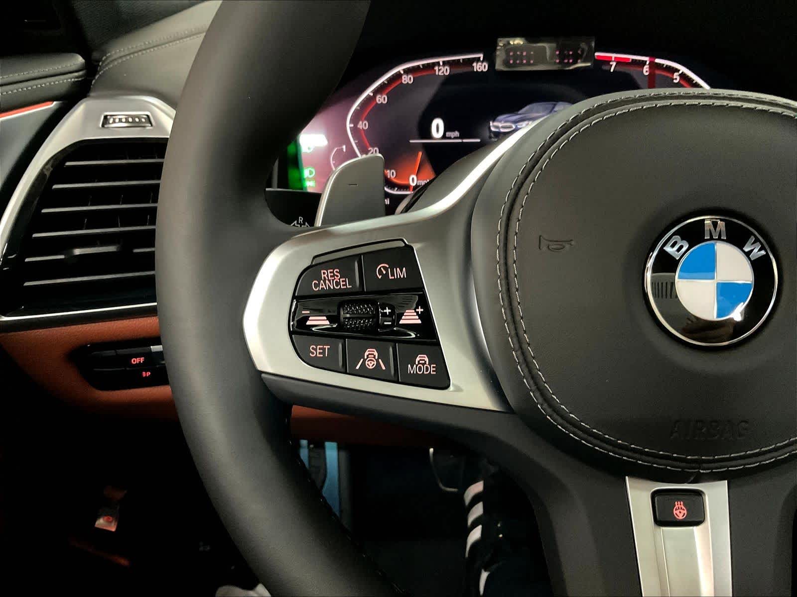 2026 BMW 8 Series 840i - Photo 17