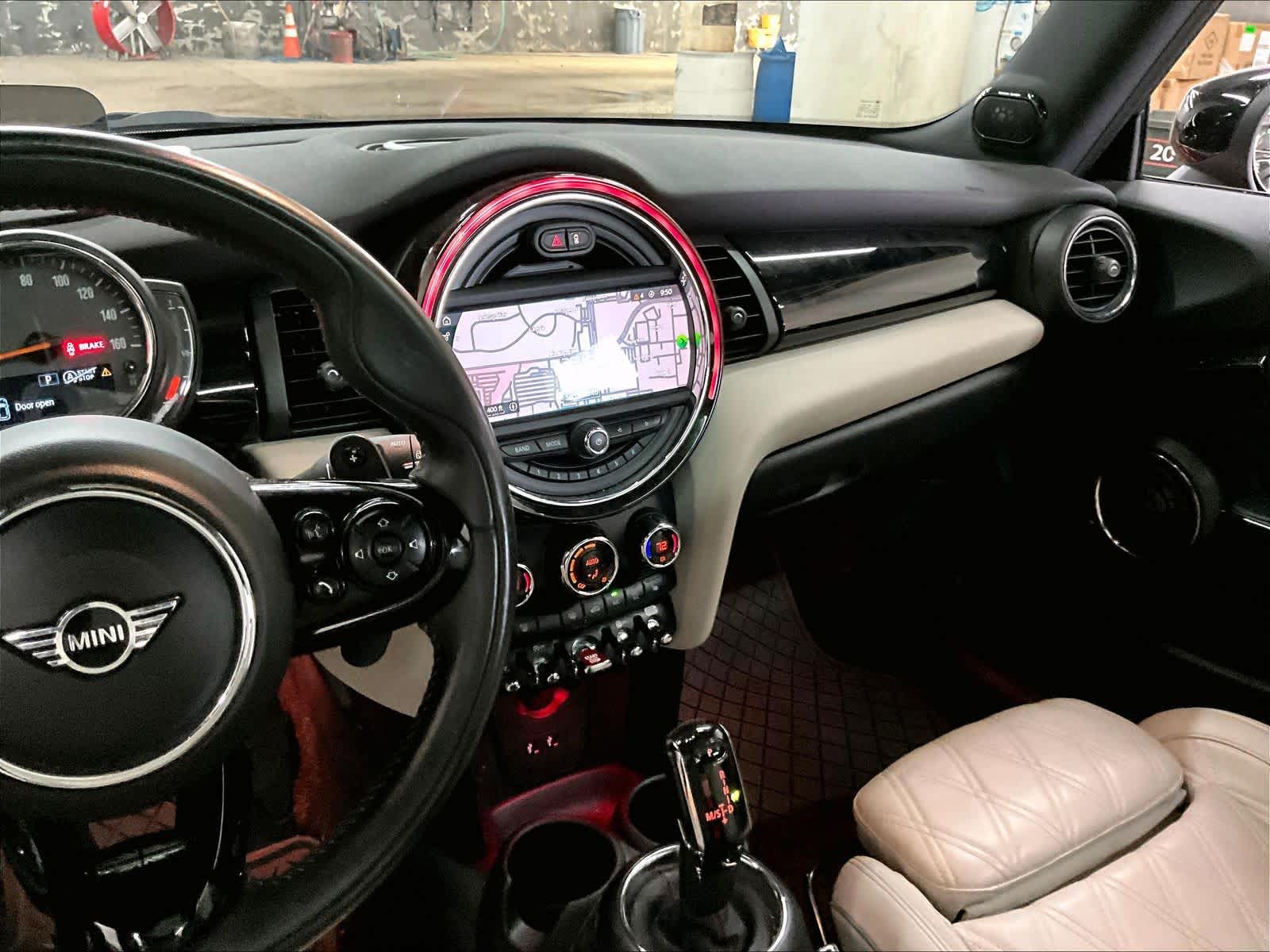 2020 MINI Hardtop 2 Door Cooper S photo 5