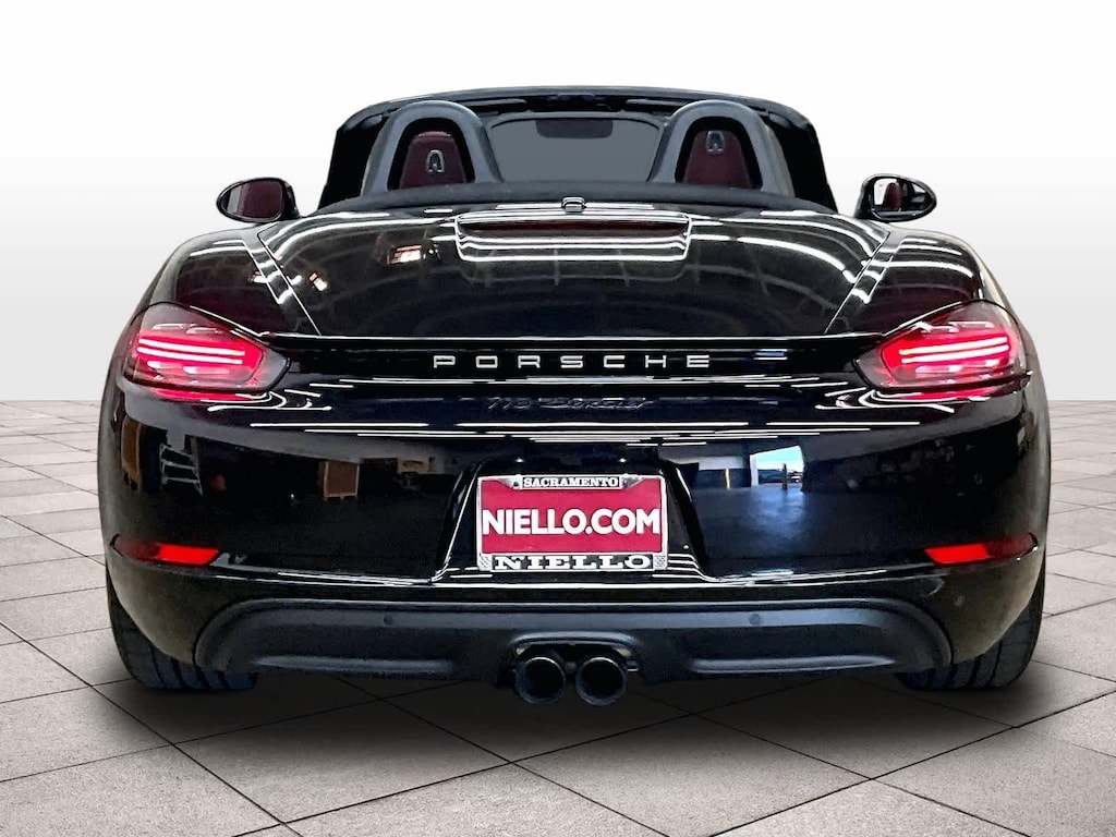 Used 2024 Porsche 718 Boxster Roadster