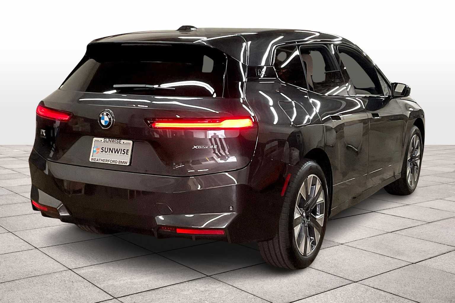 2026 Bmw iX photo 4