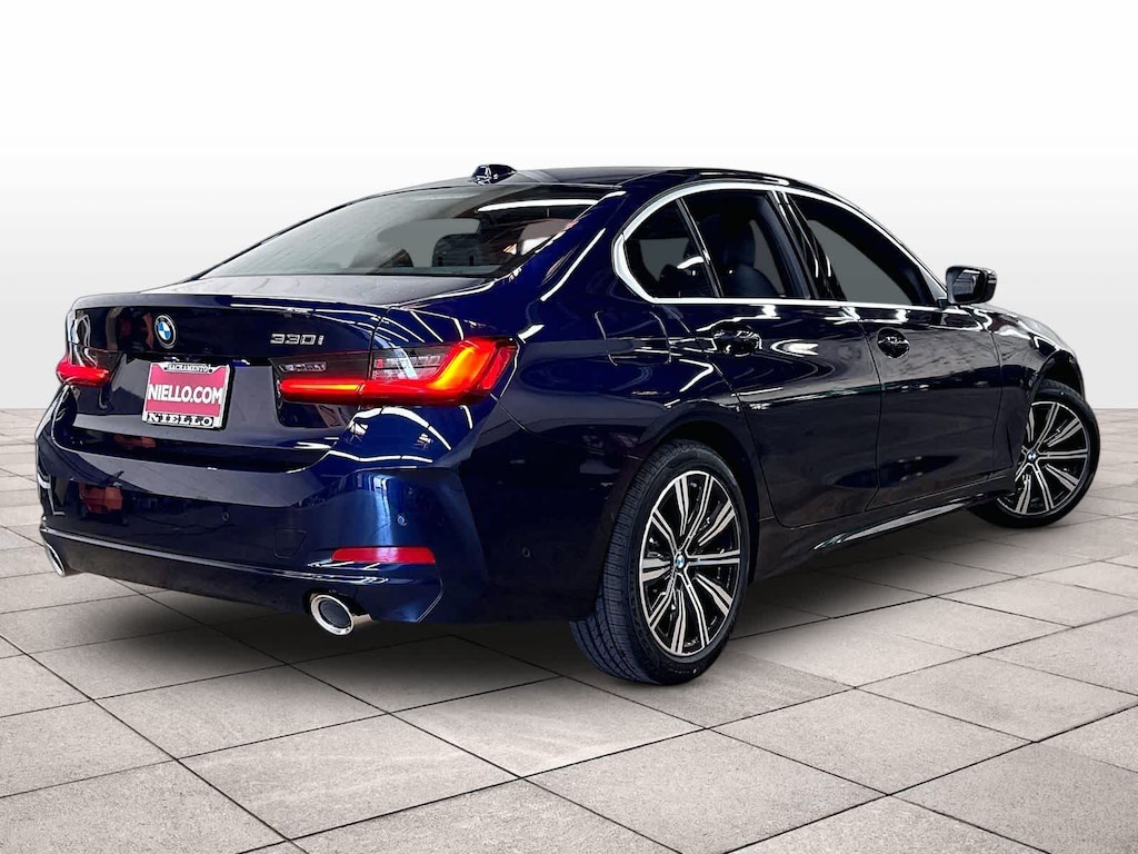 New 2026 BMW 330i 330i Sedan