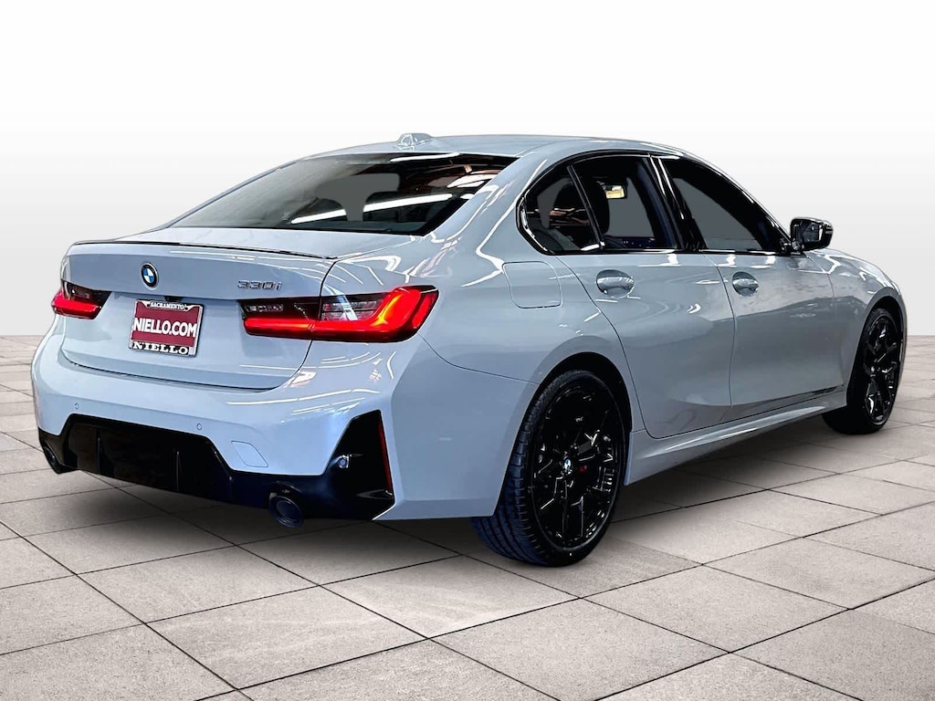 New 2026 BMW 330i 330i Sedan