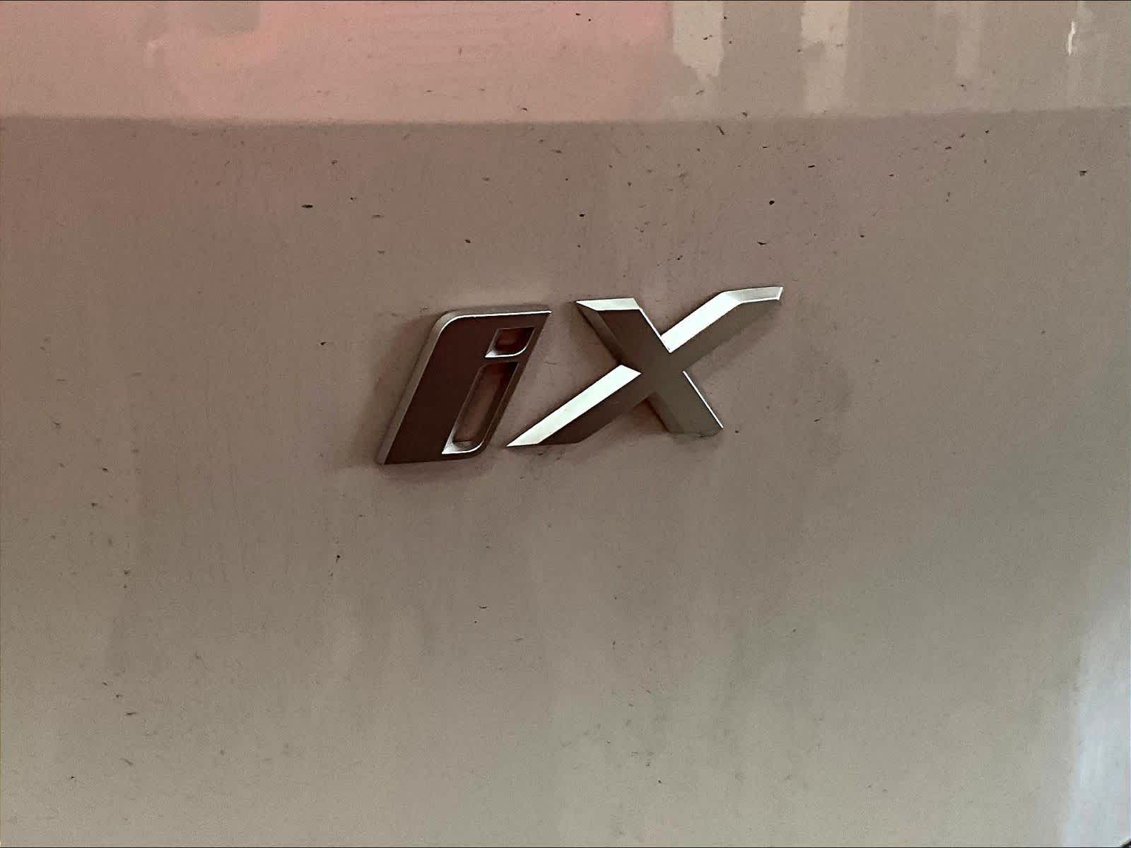 2026 BMW iX xDrive45 xDrive45 photo 3