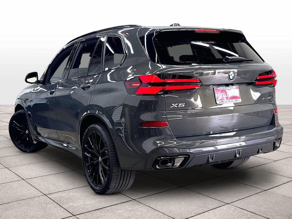 New 2026 BMW X5 xDrive40i xDrive40i Sports Activity Vehicle