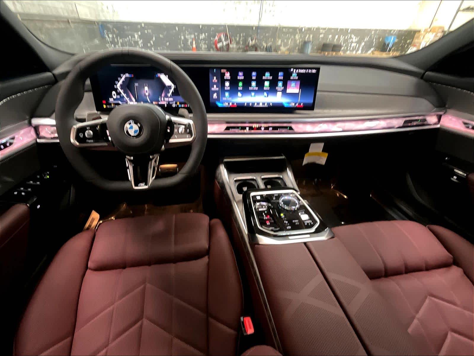 2025 BMW 7 Series 760i - Photo 7