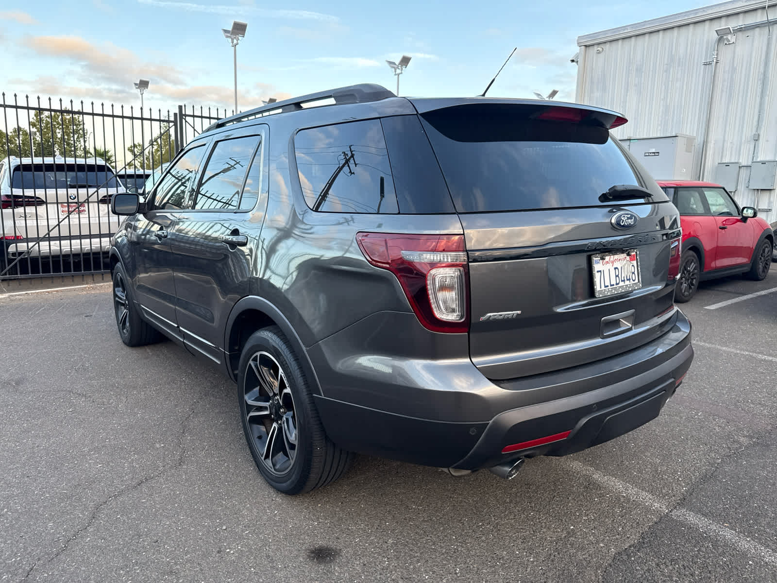 2015 Ford Explorer Sport photo 3