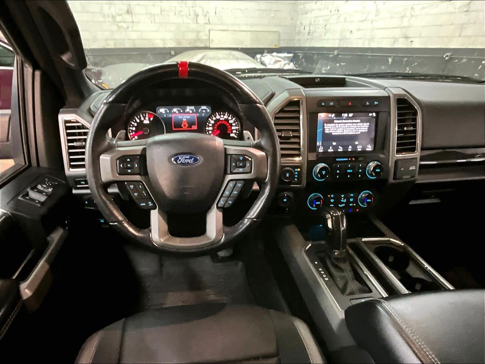 2019 Ford F-150 Raptor 4WD Supercrew 5.5 Box photo 4