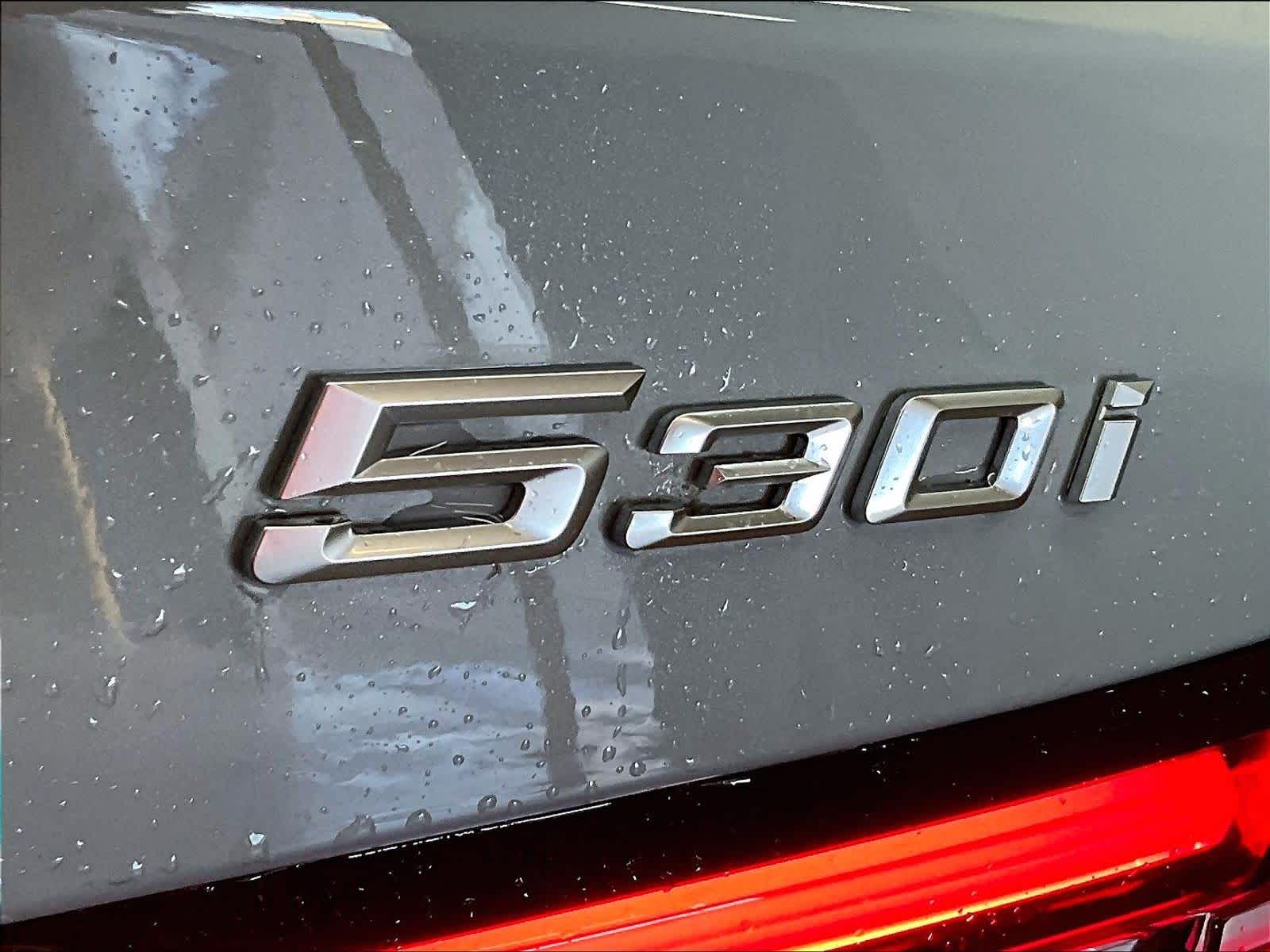 2026 BMW 530i 530i photo 3