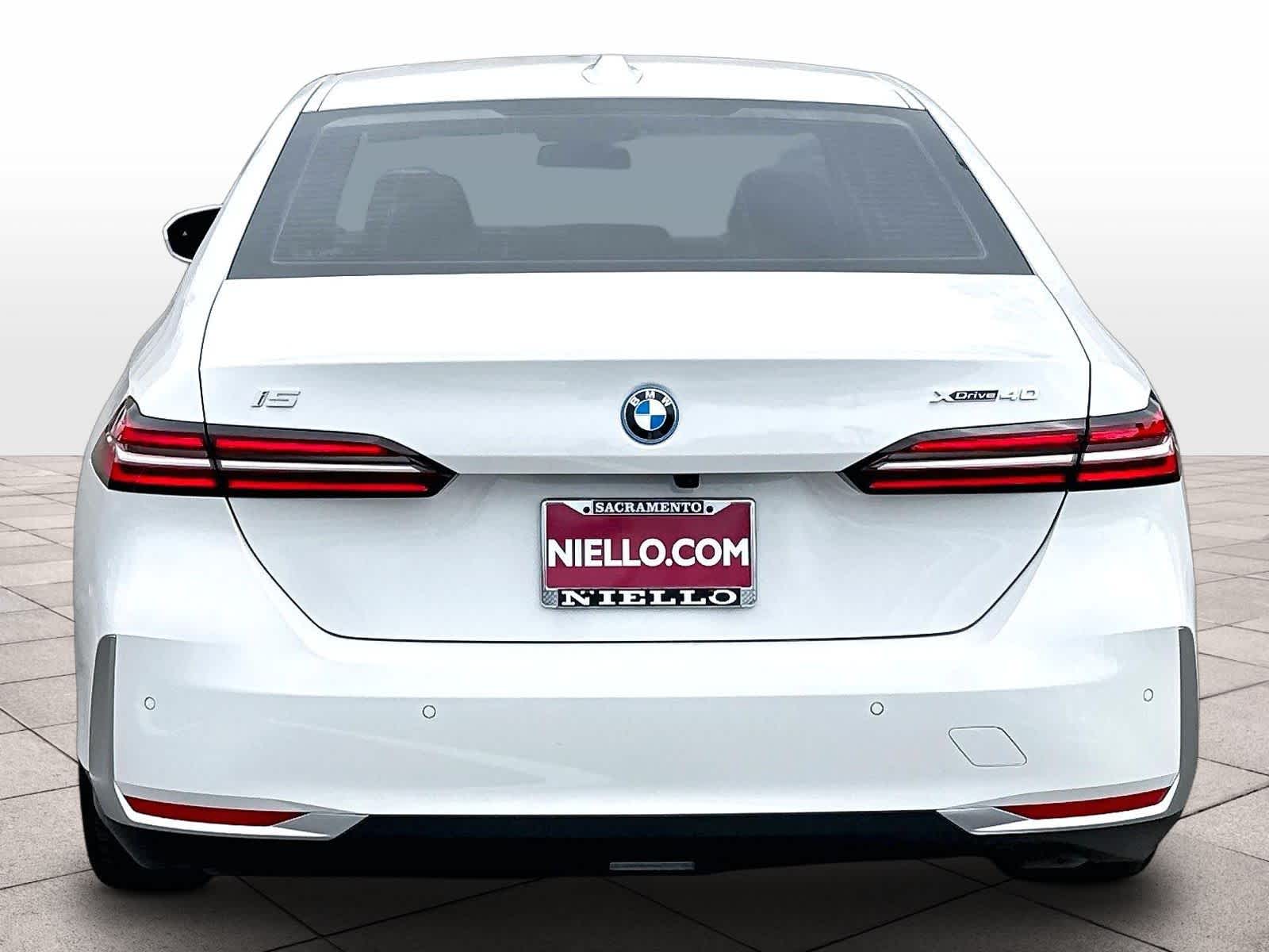 2026 BMW i5 40 - Photo 6