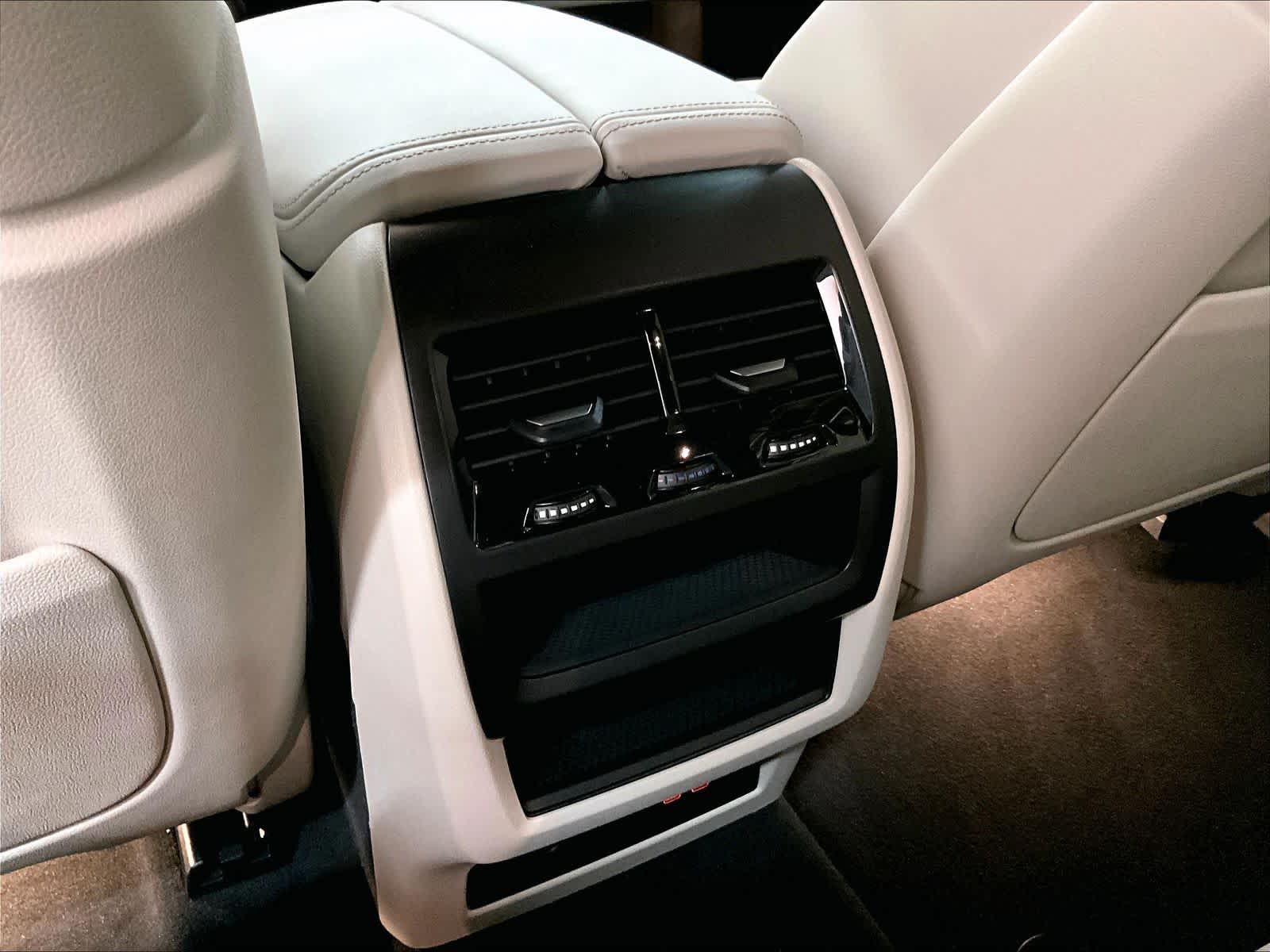 2026 BMW X5 40i - Photo 16