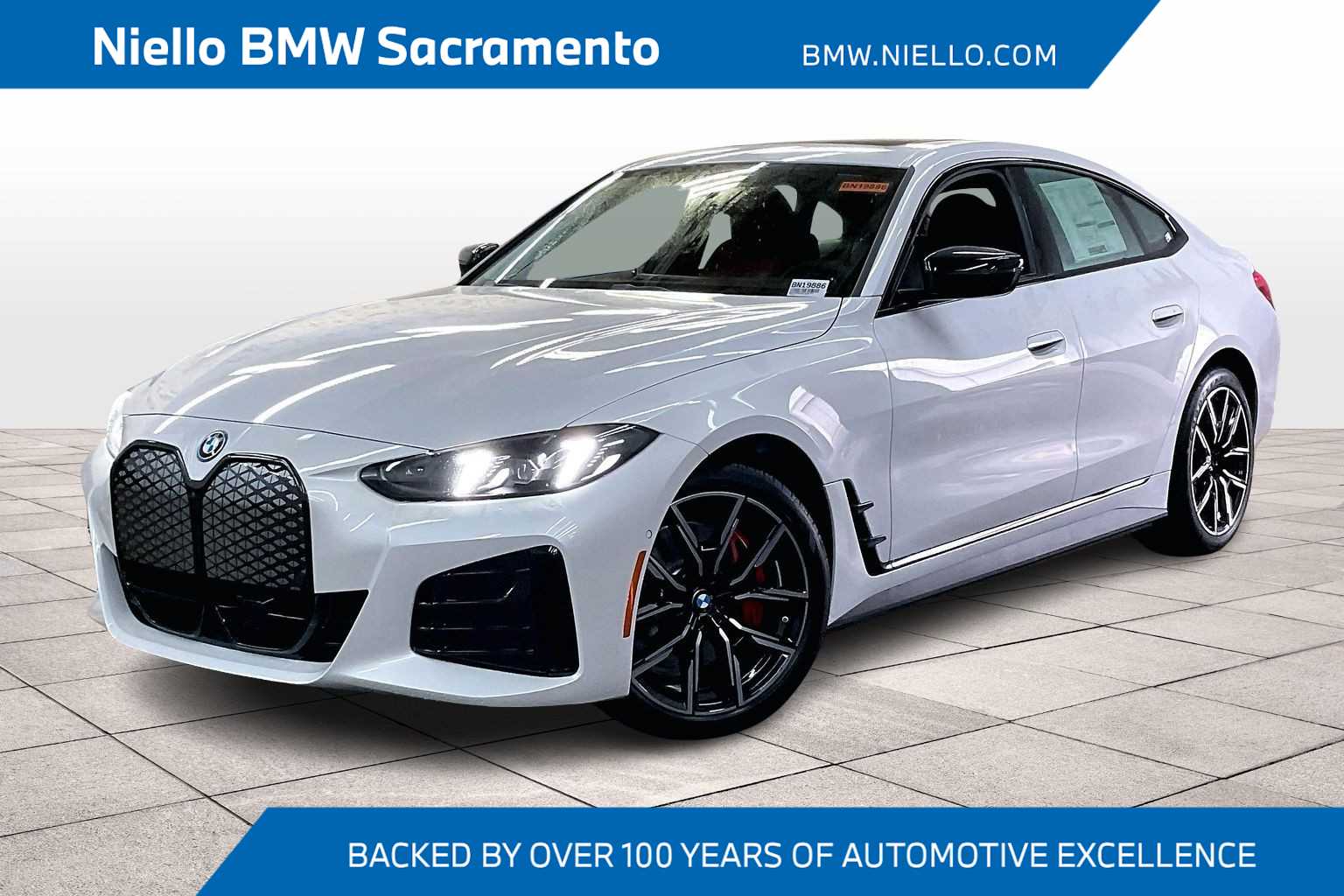 2025 BMW i4 40's photo