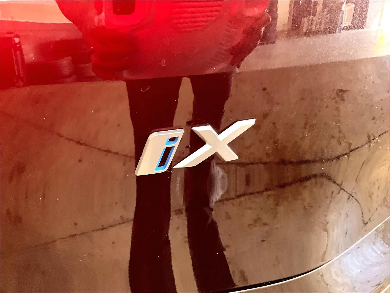 2022 BMW iX xDrive50 xDrive50 photo 3