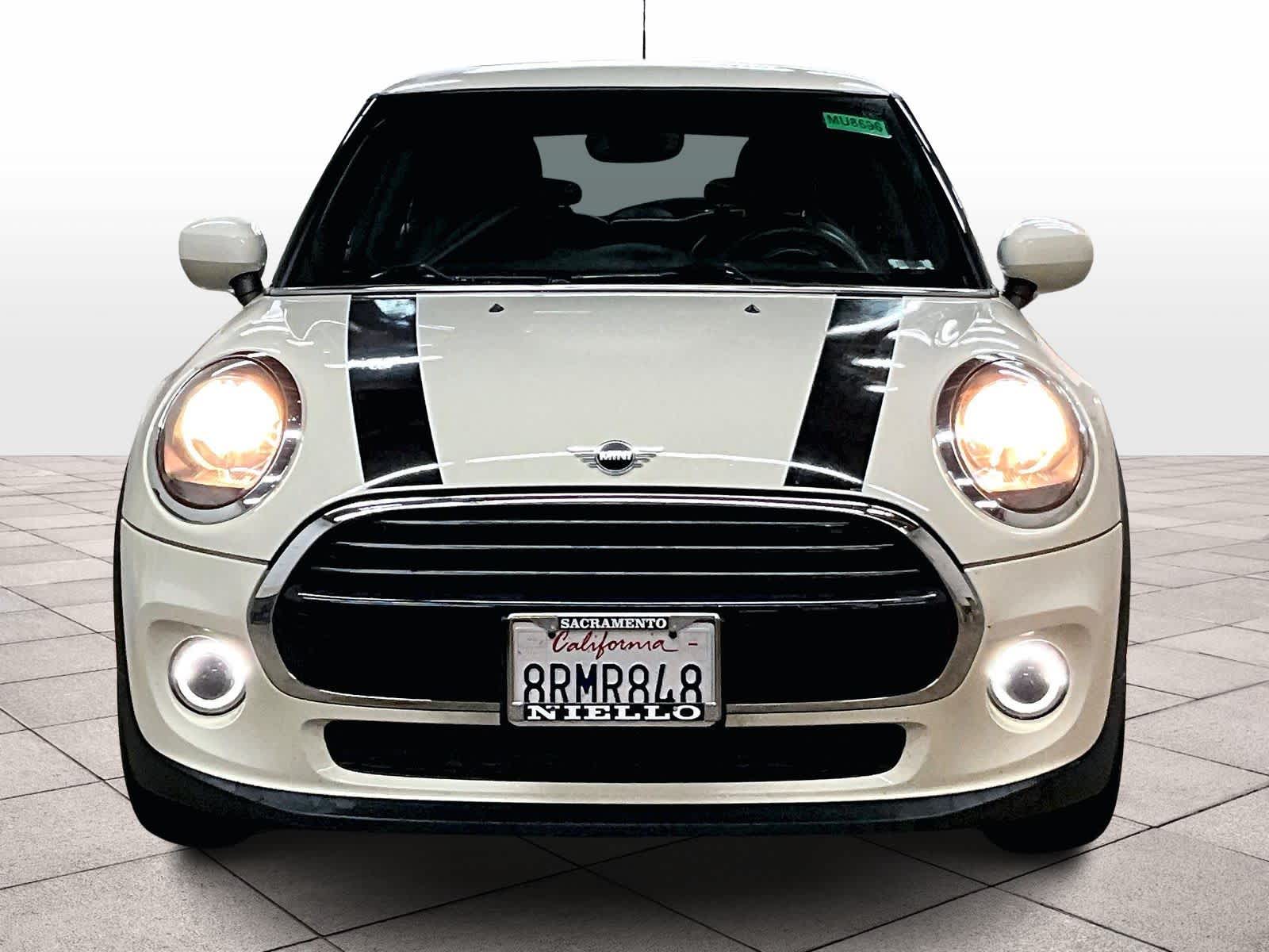 2020 MINI Hardtop 2 Door Oxford Edition photo 2