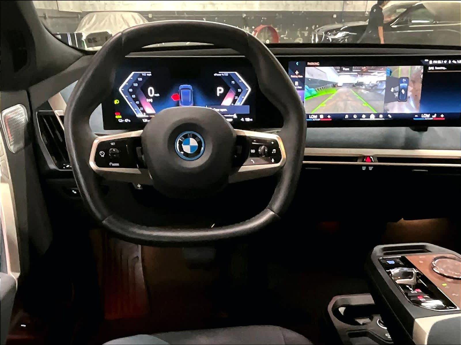 2025 BMW iX xDrive50 xDrive50 photo 4