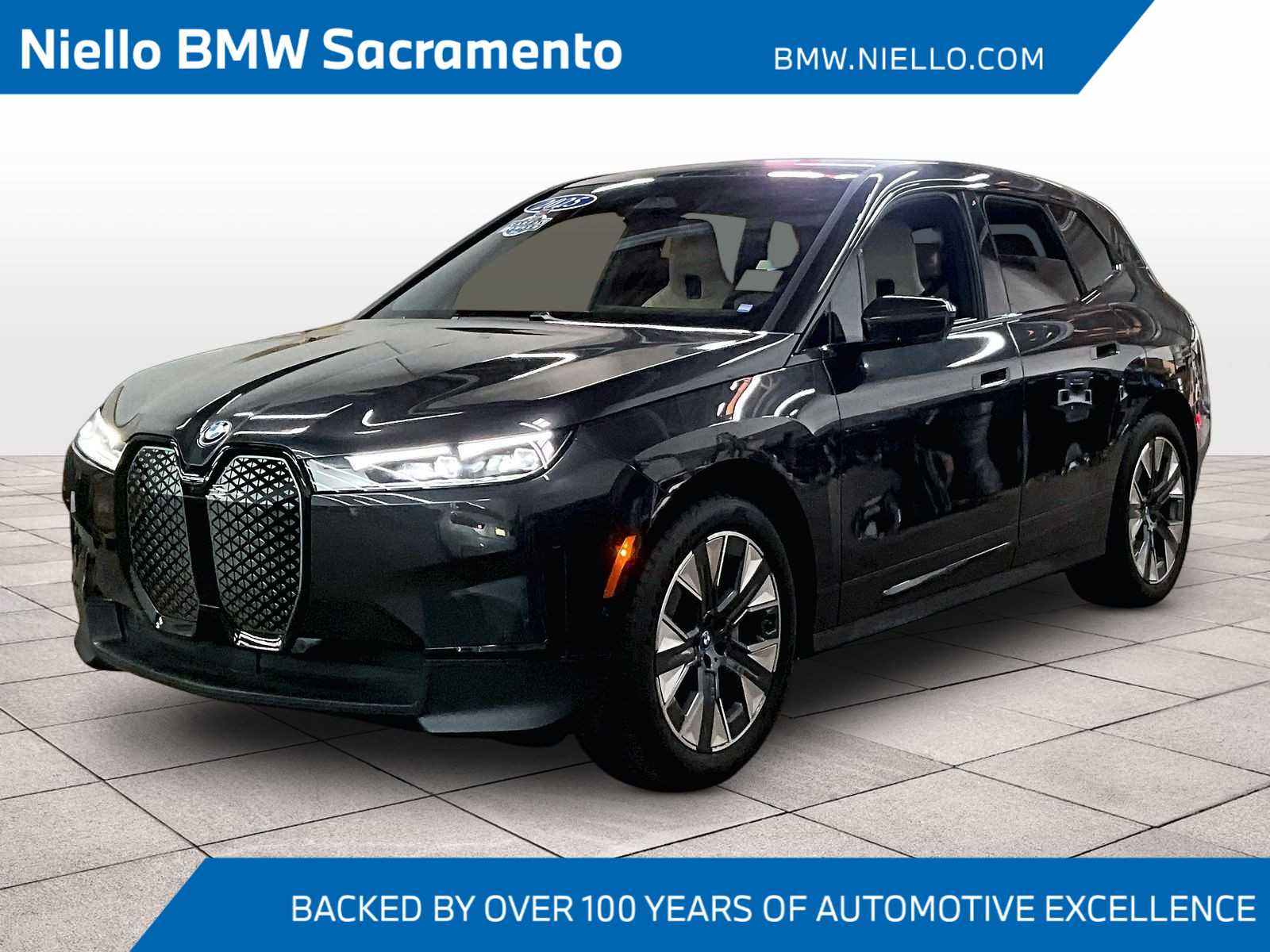 2025 BMW iX xDrive50's photo