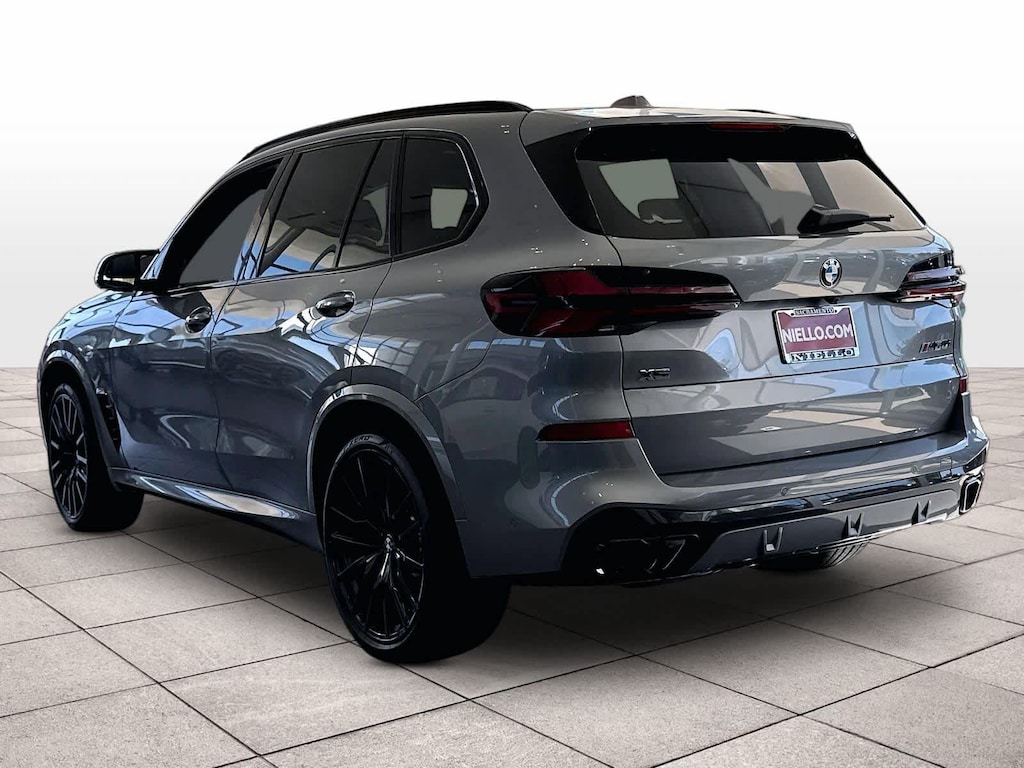 New 2026 BMW X5 M60i Sports Activity Vehicle