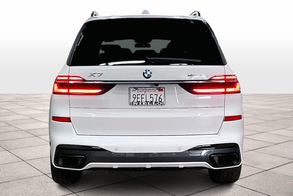 Used 2023 BMW X7 xDrive40i Sports Activity Vehicle