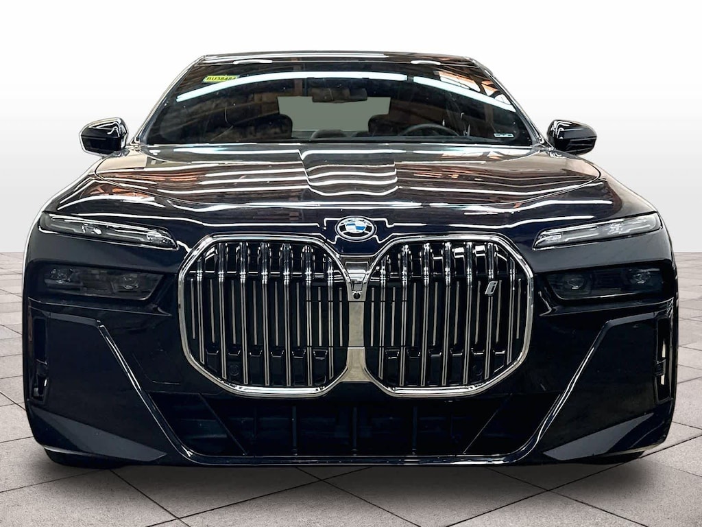Used 2024 BMW i7 xDrive60 Sedan