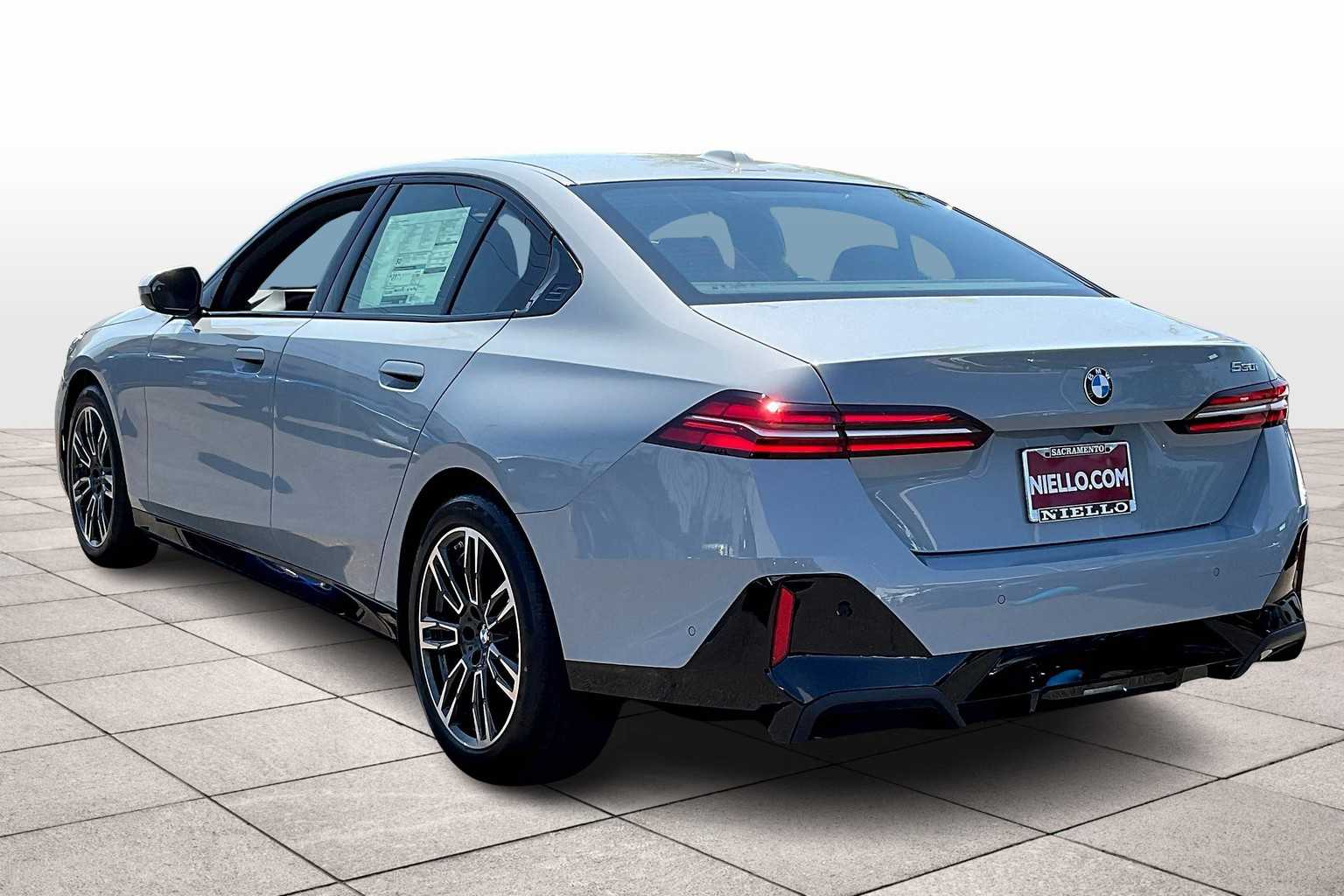 2026 Bmw 530i photo 3